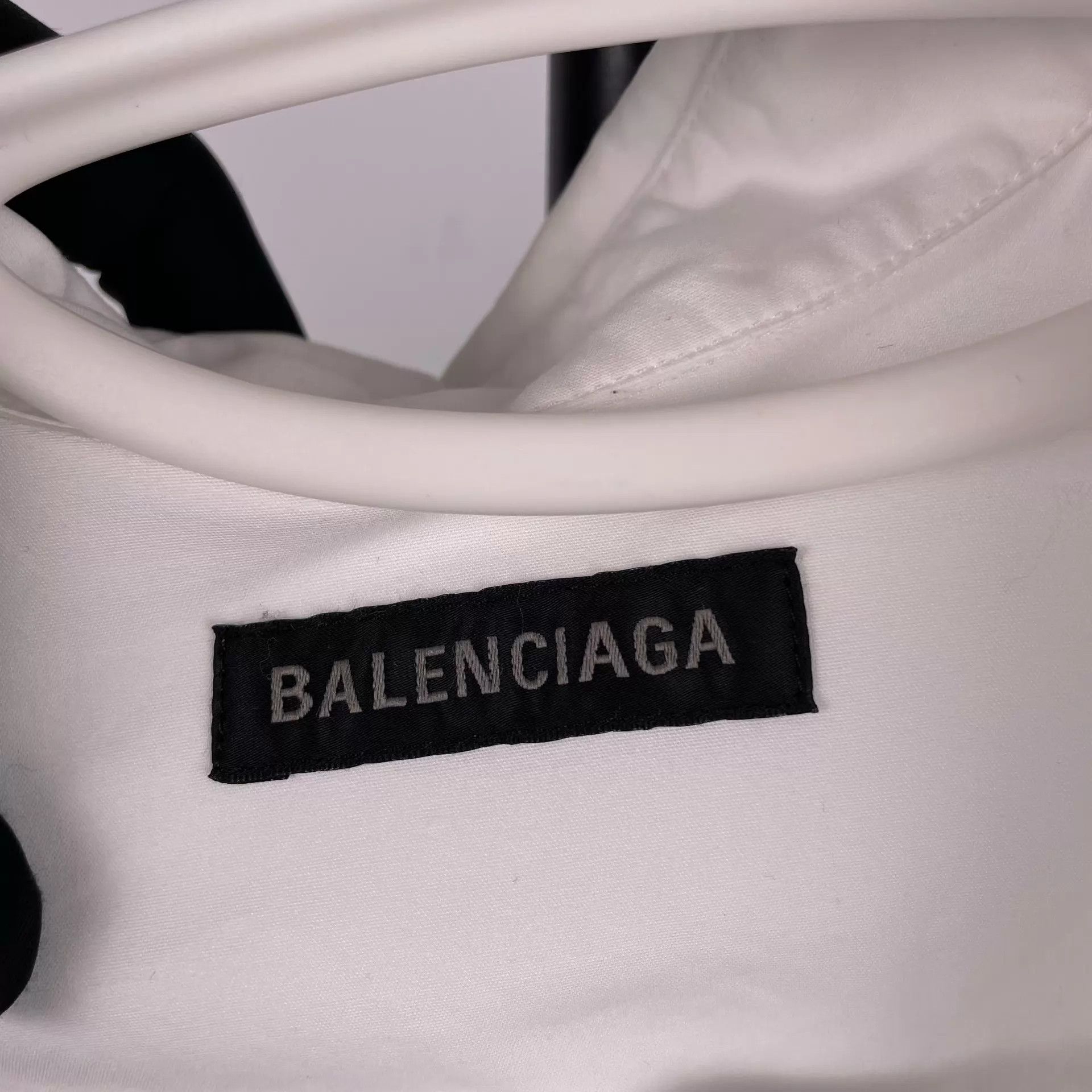 Balenciaga Balenciaga White Shirt 34 260428LXBHL06 Size XS / US 0-2 / IT 36-38 - 3 Thumbnail