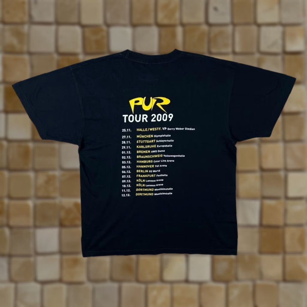 Vintage Pur “Tour 2009” Graphic Spellout German Pop Rock Band Black T-Shirt Medium Shirt Mens M Black Size US M / EU 48-50 / 2 - 1 Thumbnail