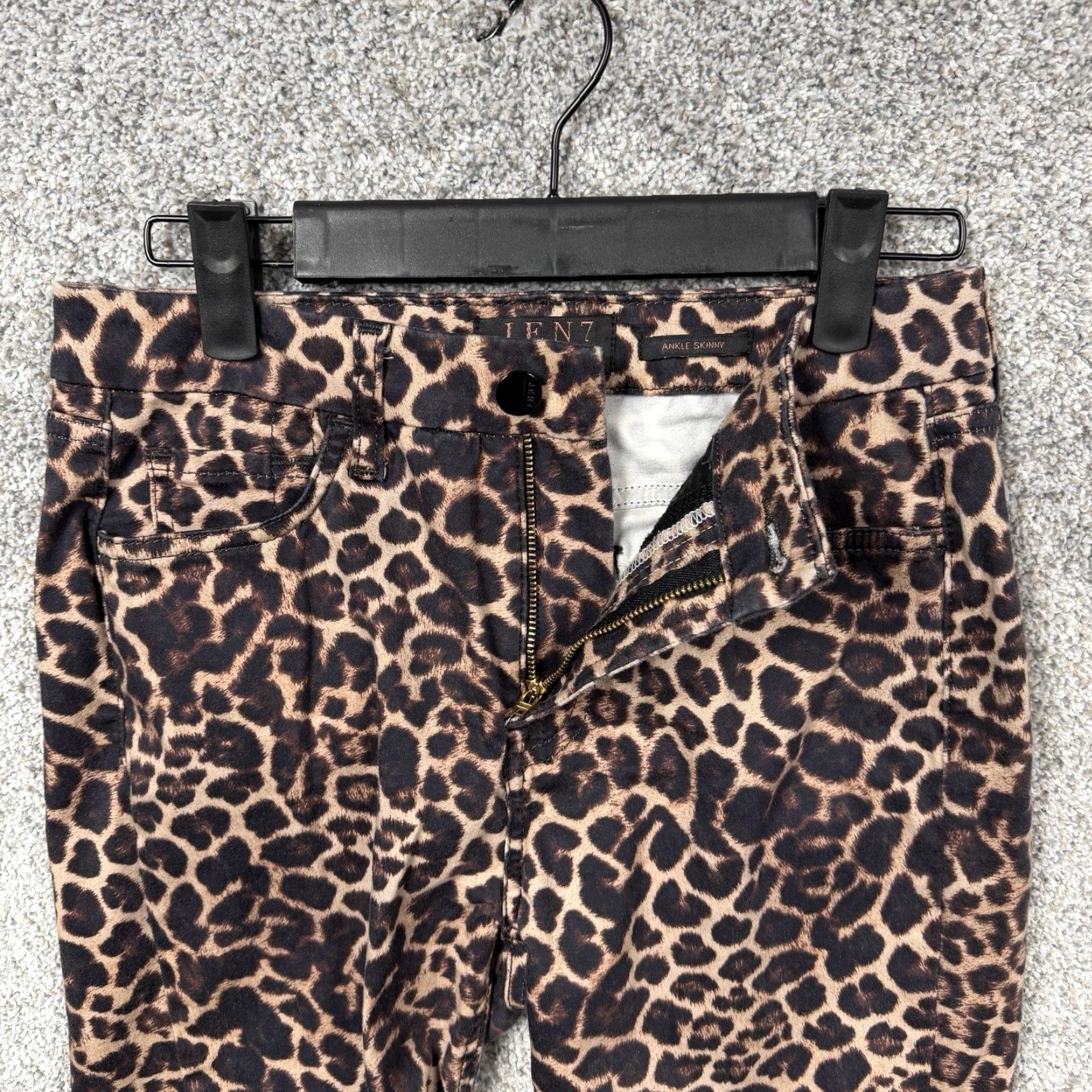 7 For All Mankind Jen7 Jeans Sz 4 Leopard Print Ankle Skinny Mob Wife Y2K Edgy Rock Chic Statement Pants Women Regular Size 4 Brown Lion Print 7 For All Mankind Size 27" / US 4 / IT 40 - 6 Thumbnail