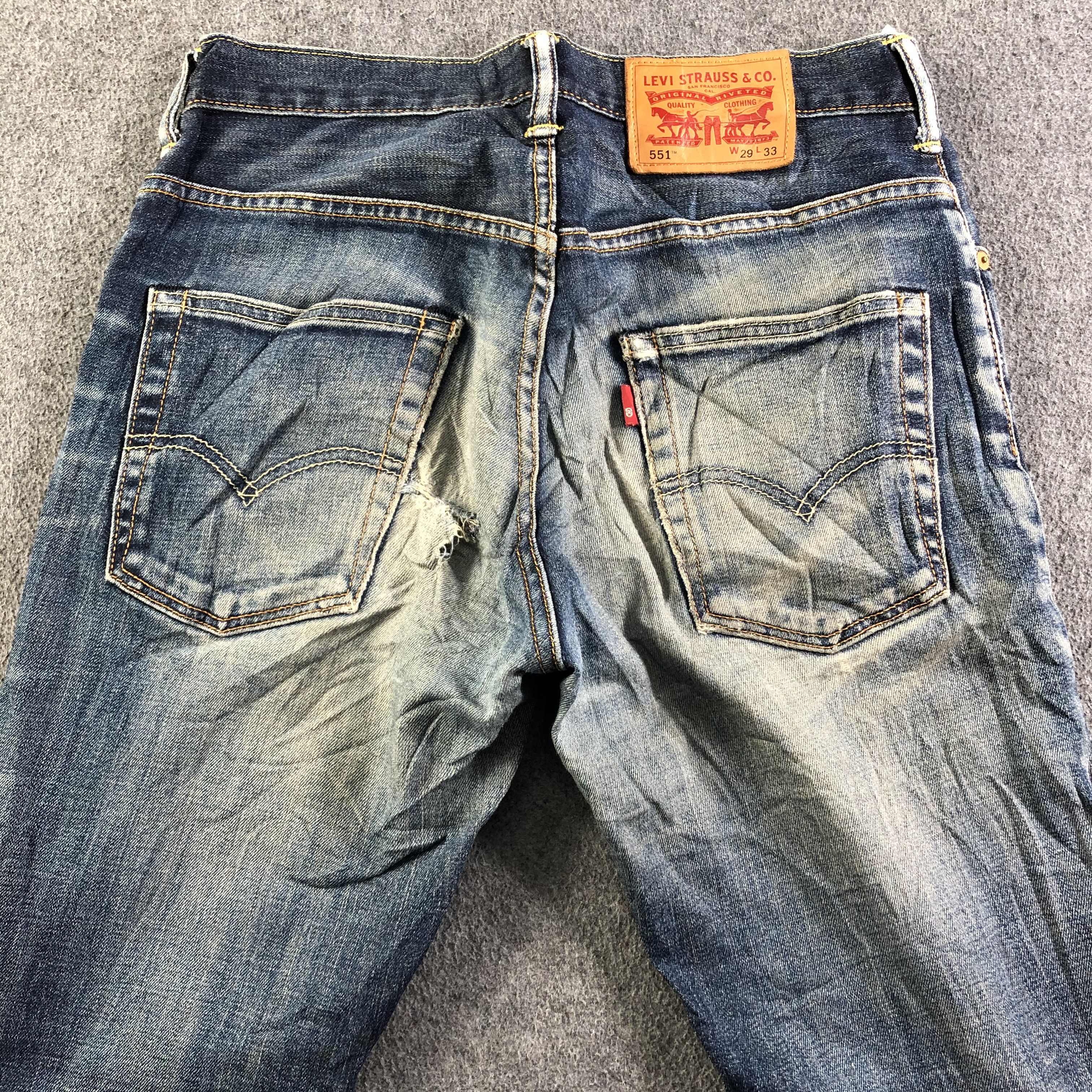 Levi's Vintage Blue Wash Levis 551 Jeans-J3824 Size US 30 / EU 46 - 4 Thumbnail