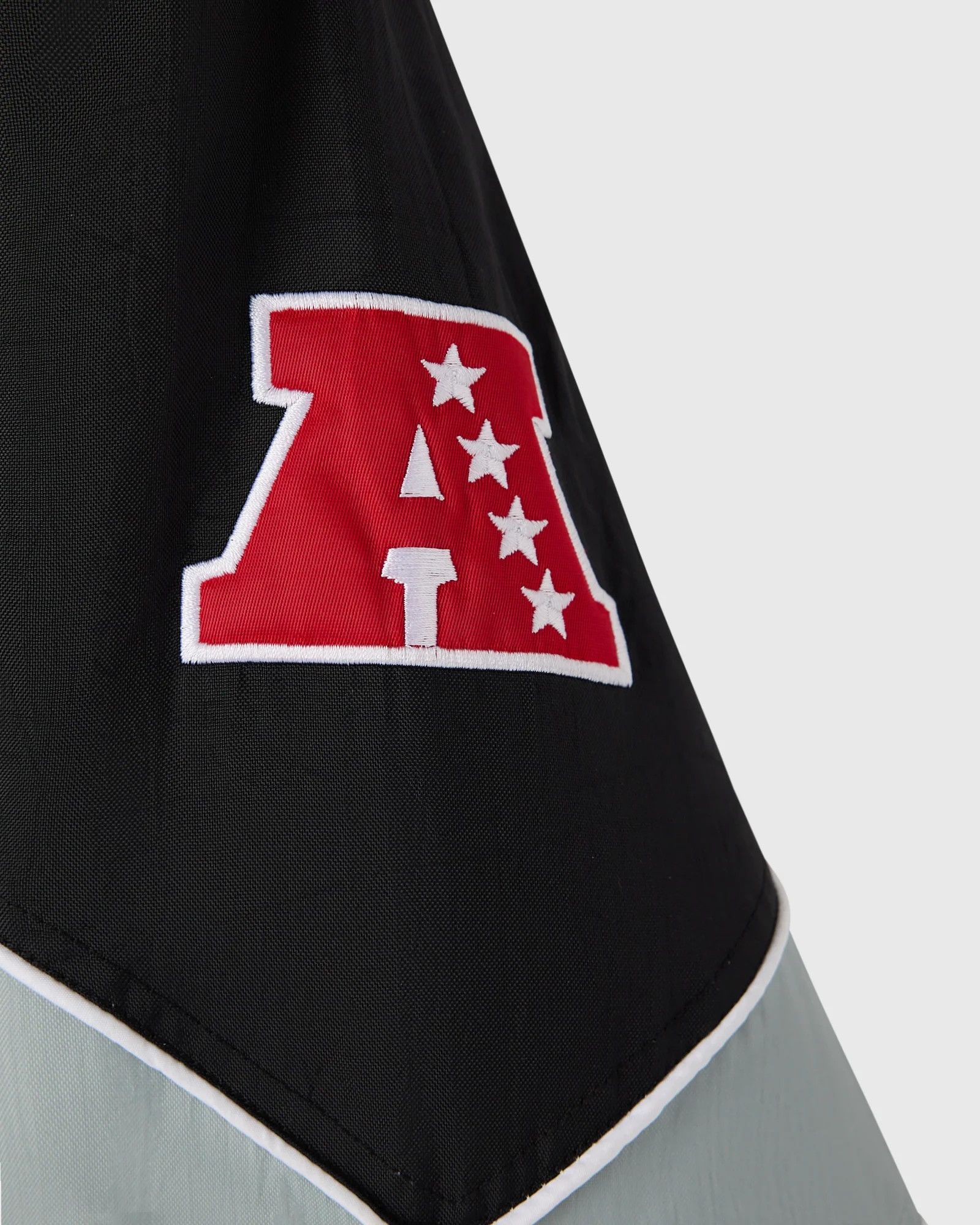 Drake OVO x NFL LAS VEGAS RAIDERS STARTER SIDELINE PUFFER JACKET Size US XL / EU 56 / 4 - 8 Thumbnail