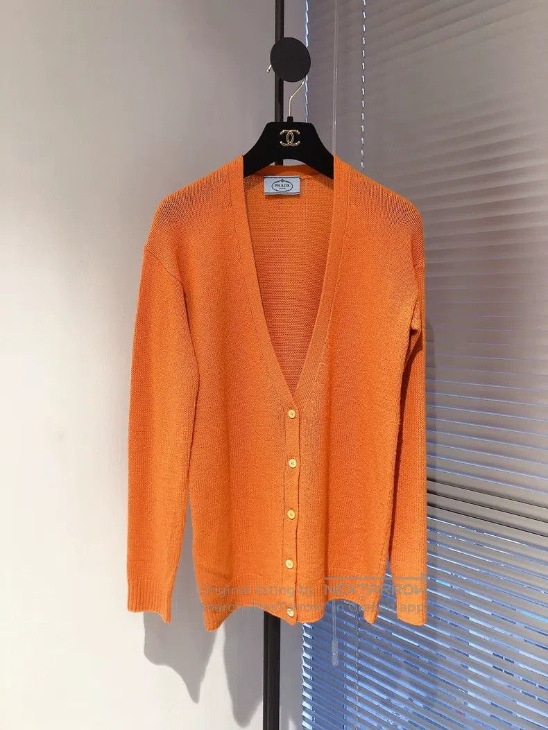 Prada Prada Orange V-neck wool cardigan coat Size XS / US 0-2 / IT 36-38 - 1 Thumbnail