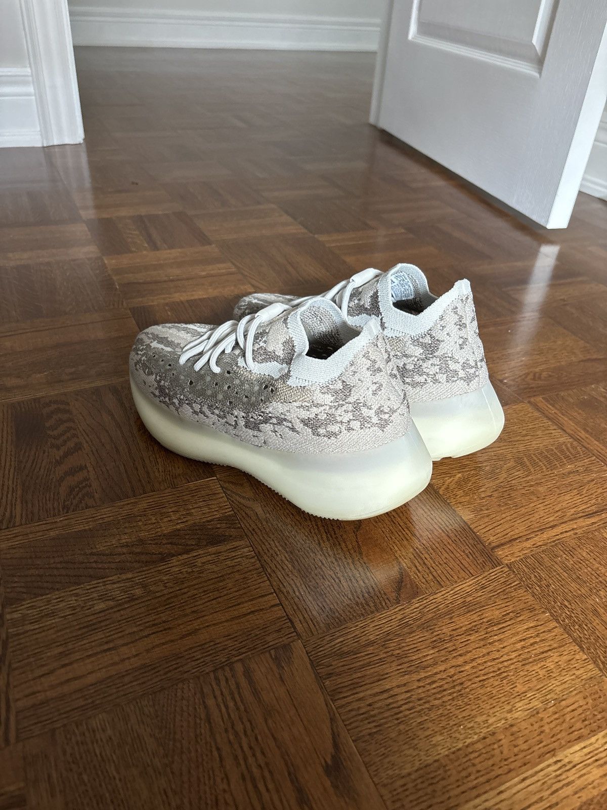 Adidas × Yeezy Yeezy 380 Pyrite Size US 8.5 / EU 41-42 - 6 Thumbnail