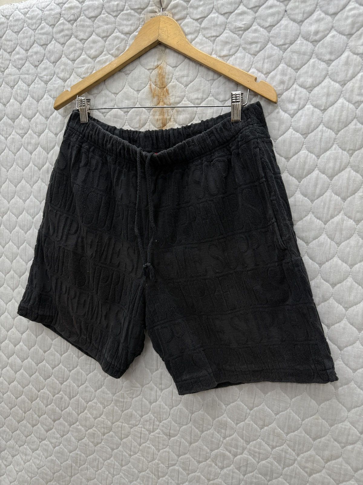 Supreme 🔥🔥🔥ARCHIVE SUPREME SHORTS Size US 34 / EU 50 - 3 Thumbnail