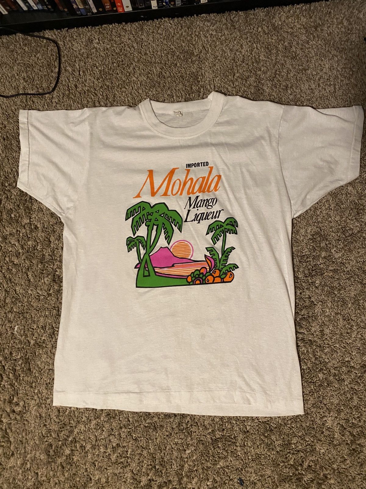 Vintage Vintage 80s Liquor Tee Size US XL / EU 56 / 4 - 1 Thumbnail