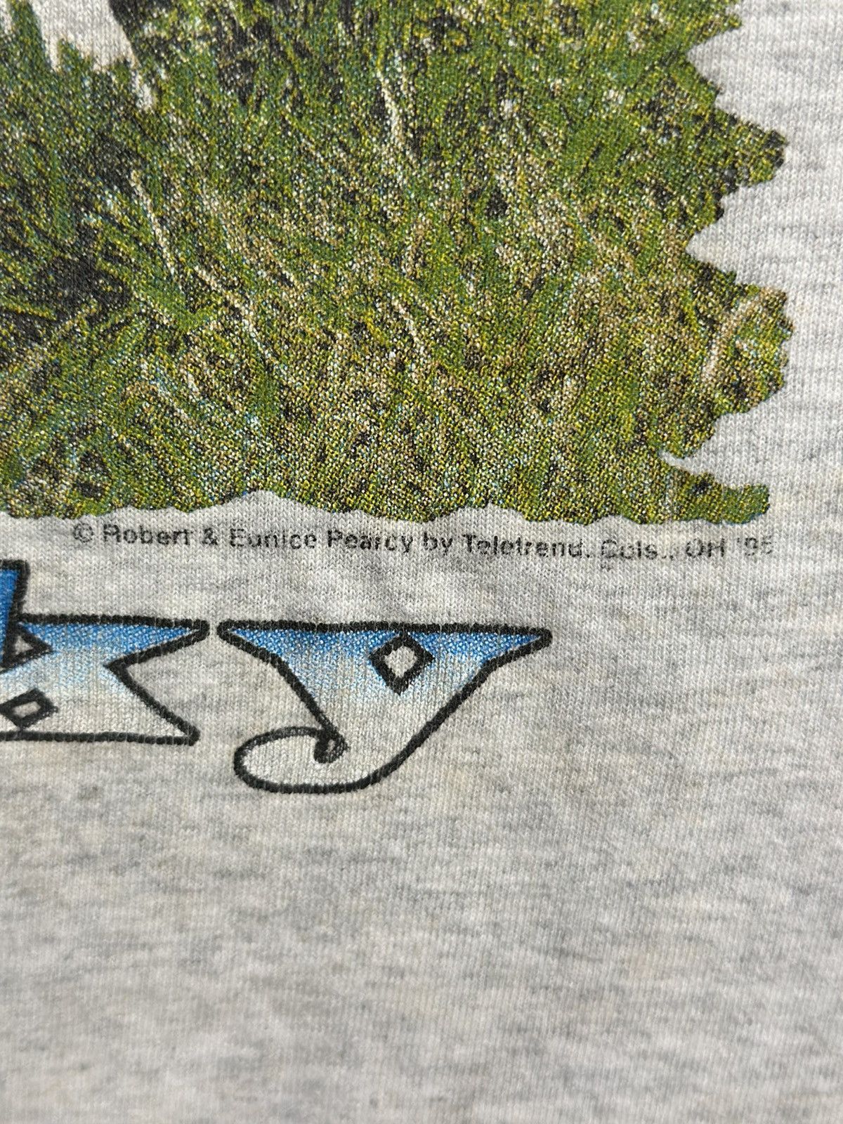 Vintage Vintage 90s Husky Robert & Eunice Pearcy Faded Tee Size US M / EU 48-50 / 2 - 3 Thumbnail