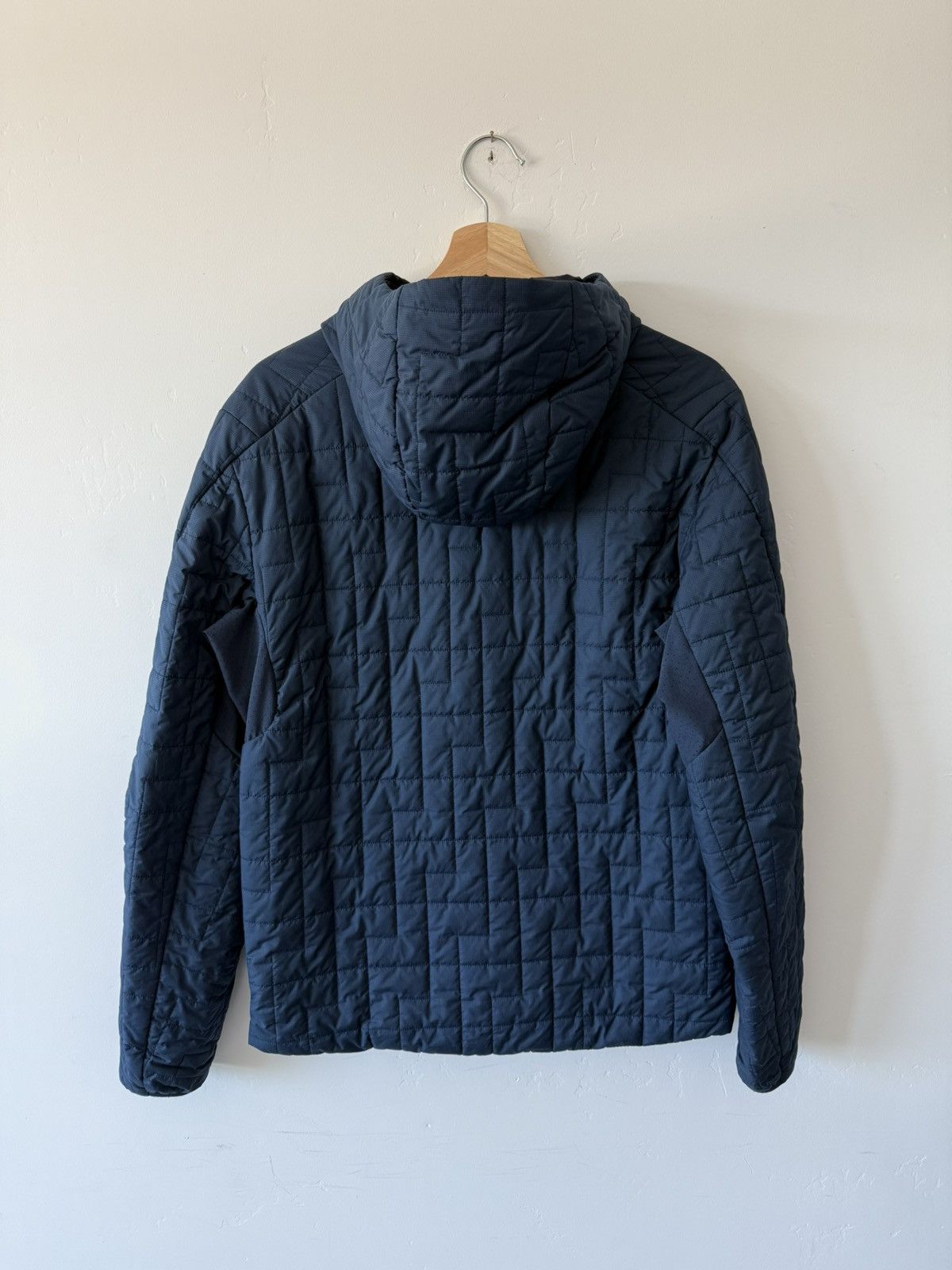 Lululemon Lululemon synthetic down hooded jacket Size US XS / EU 42 / 0 - 2 Thumbnail