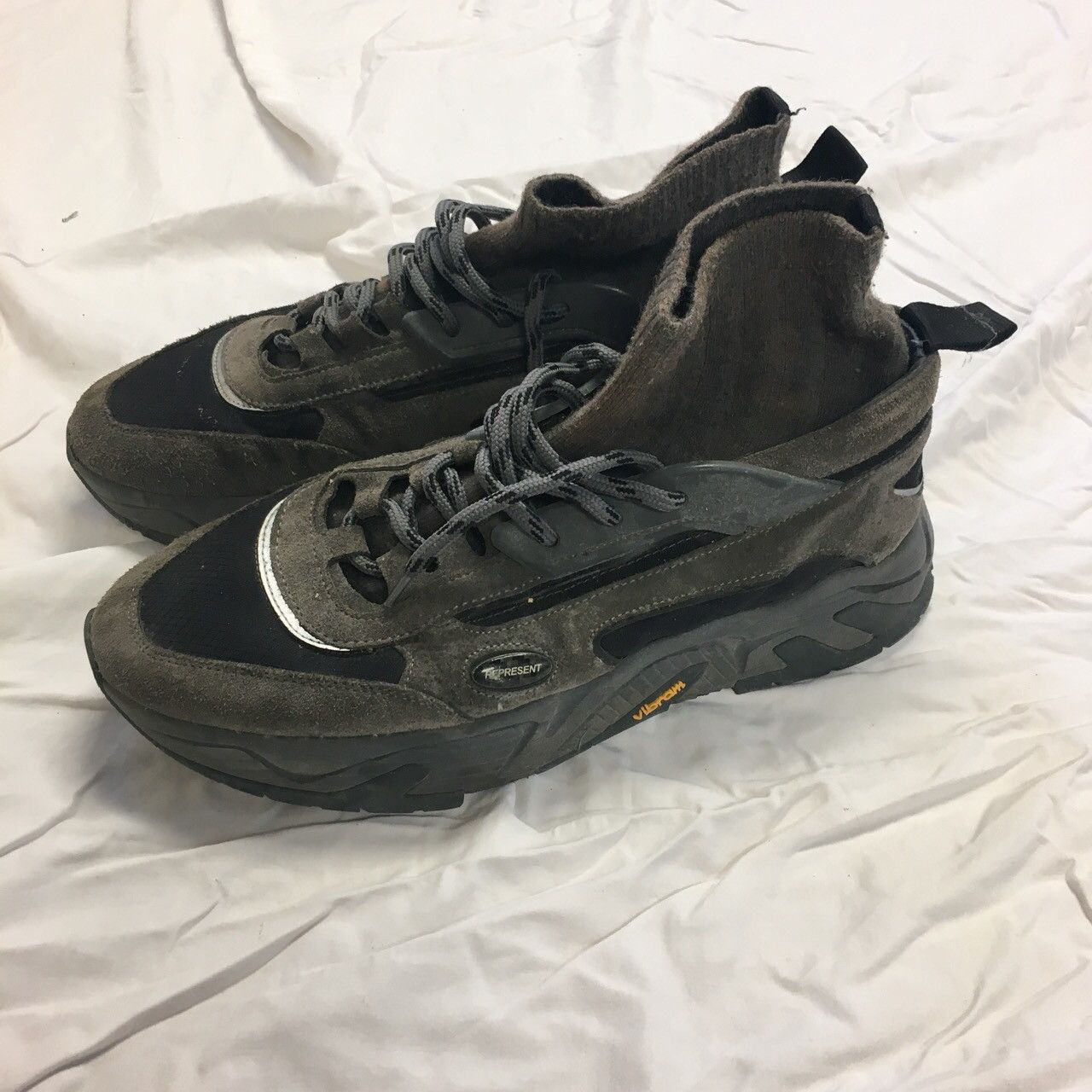 image of Represent Clo. Terriers Shoes in Grey, Men's (Size 11)