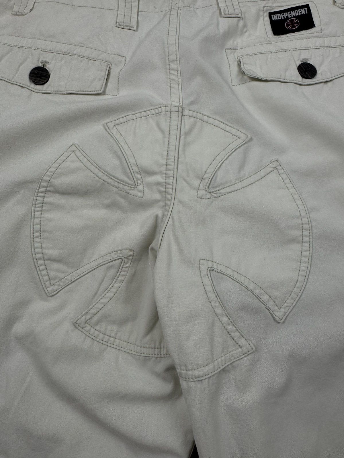 Shorty's Skateboards Vintage Independent Truck Co Cross Logo Cargo Shorts Size US 32 / EU 48 - 11 Thumbnail