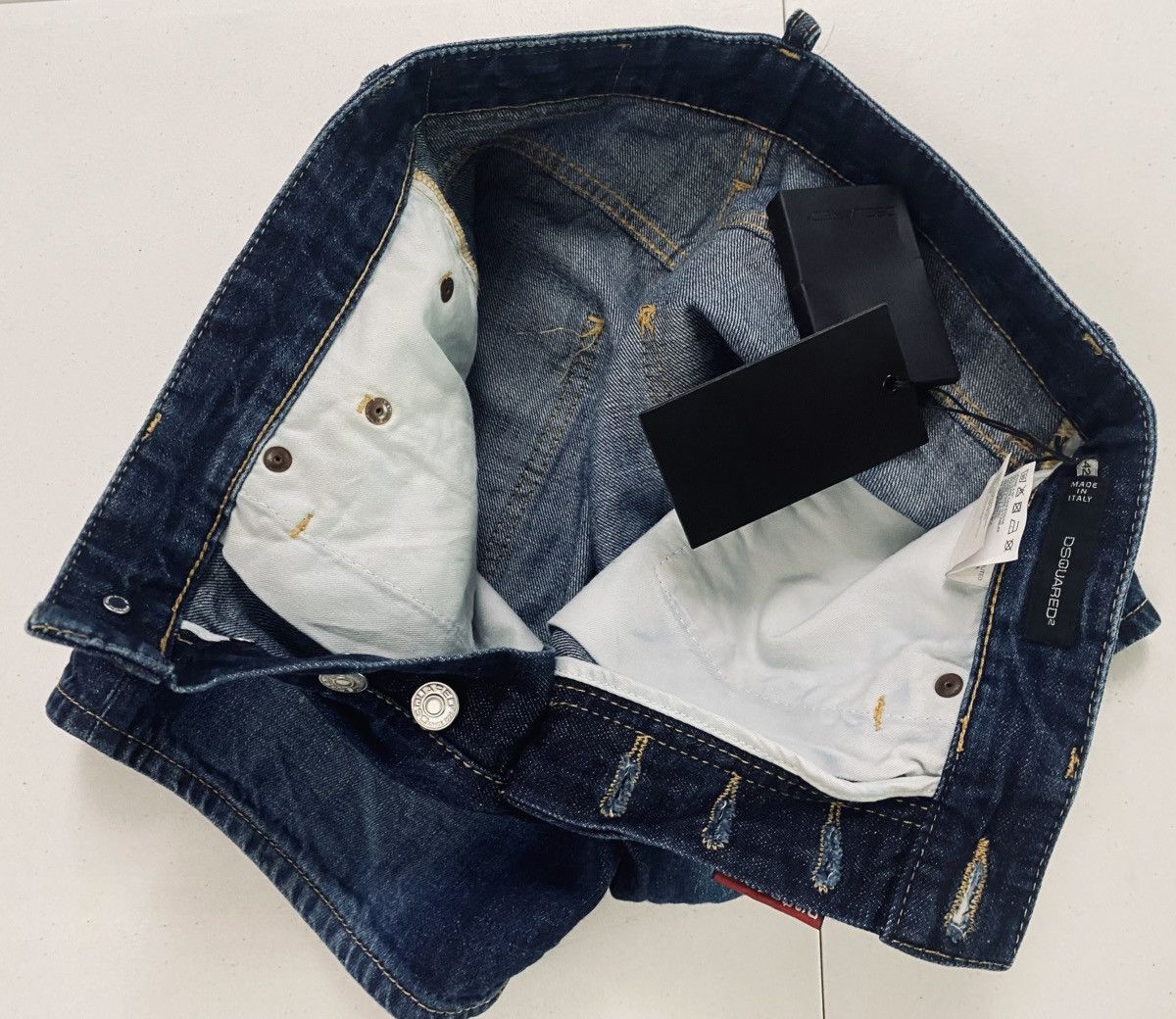 Dsquared2 Dsquared2 Marine Light Distress Denim Shorts 42 NWT Size 28" / US 6 / IT 42 - 17 Thumbnail