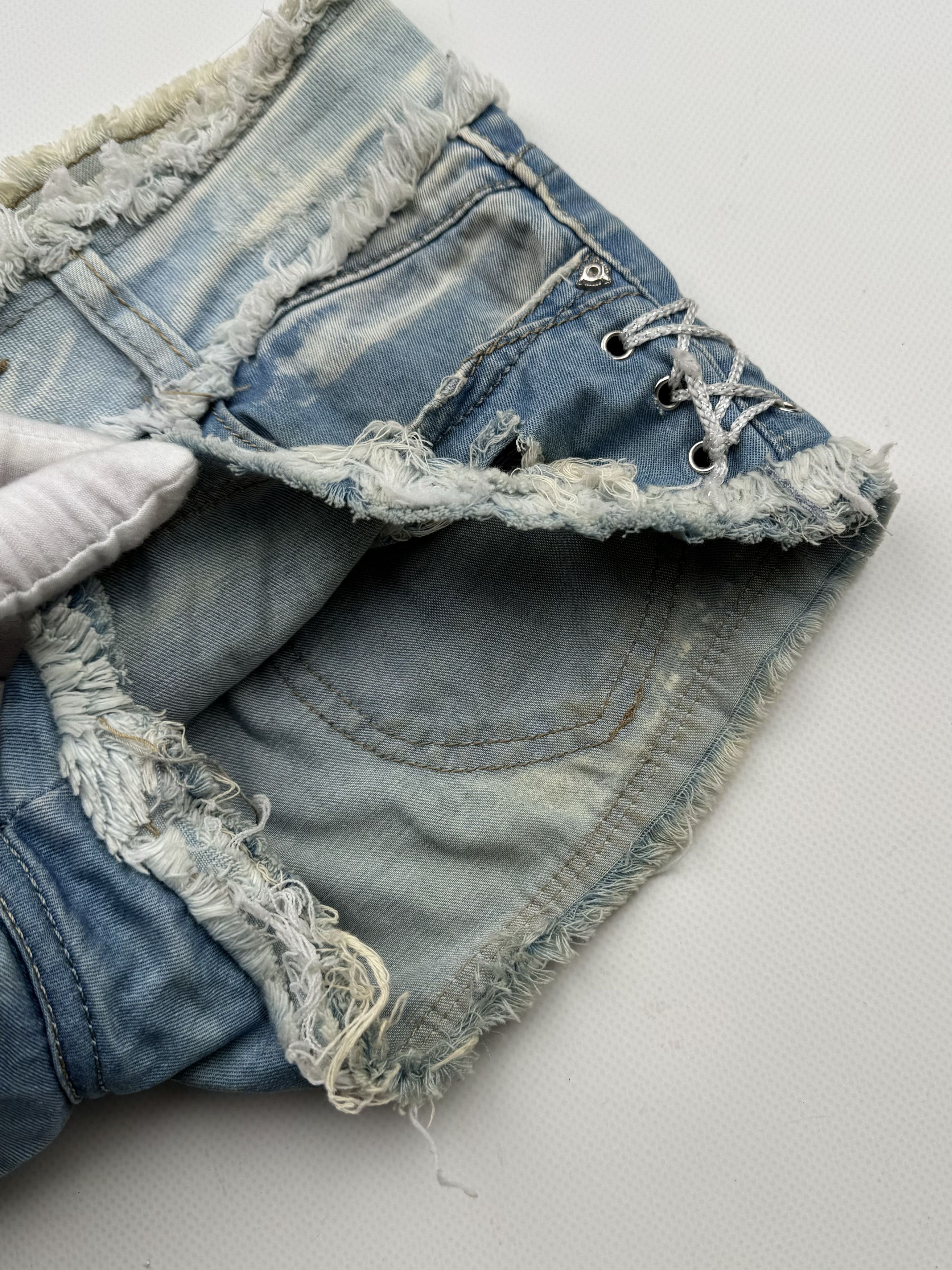 Japanese Brand 90's Distressed Mini Shorts B72(V125)E2 Size 25" / US 0 / IT 36 - 4 Thumbnail