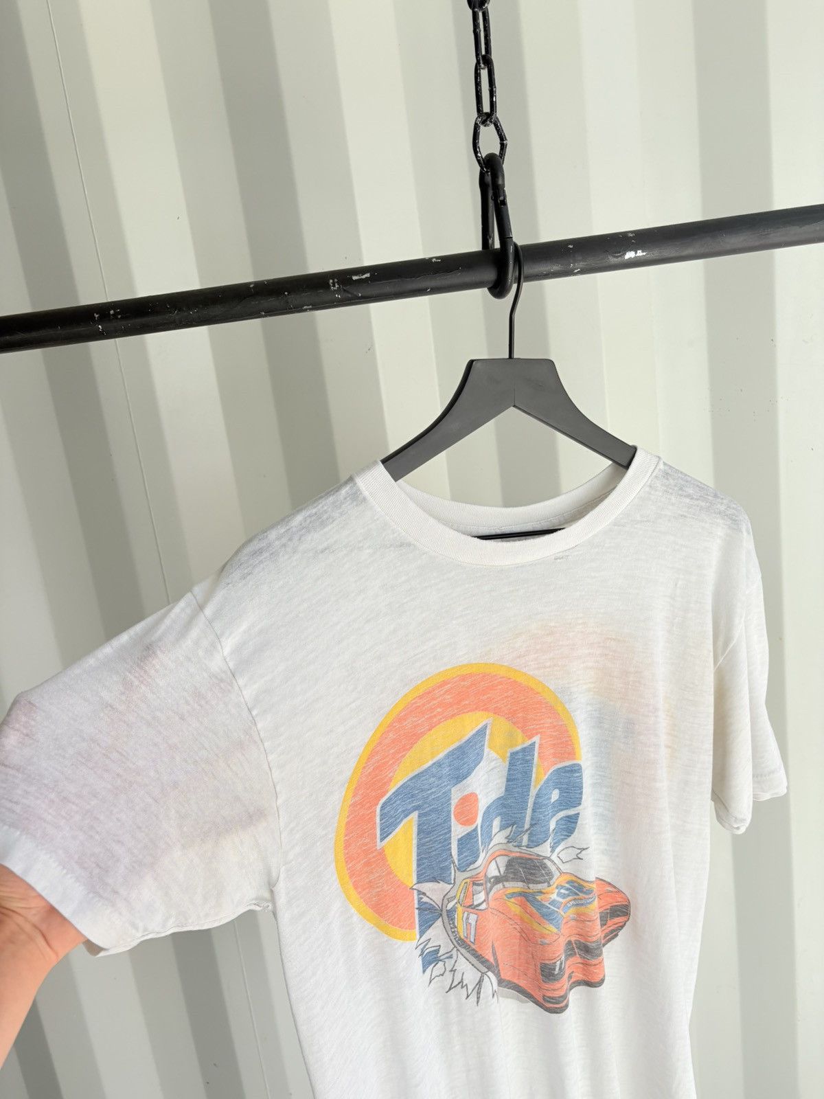 Vintage Thrashed Tide Faded Distressed Shirt Grunge Band paper thin Size US XL / EU 56 / 4 - 7 Thumbnail