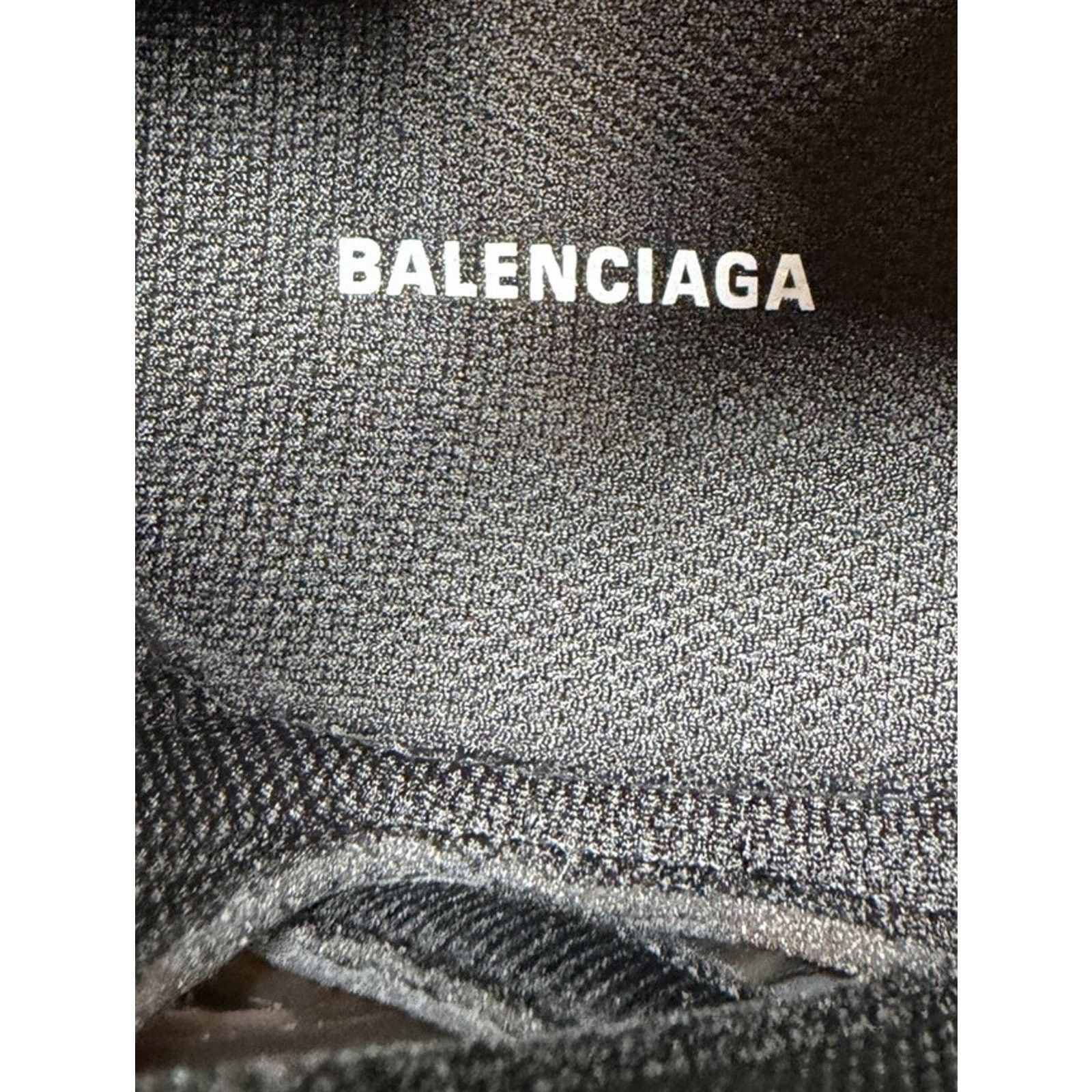 Balenciaga Size 47EU/14US - Balenciaga Track.2 Triple Black NEW Size US 14 / EU 47 - 9 Thumbnail