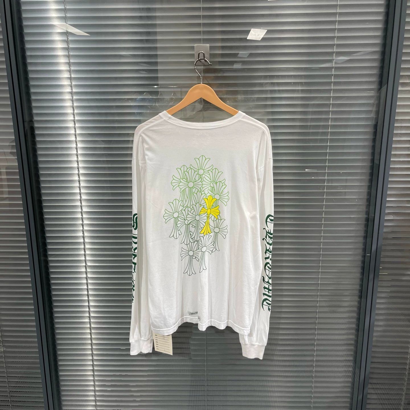 Chrome Hearts Chrome Hearts White Phantom Cross Sanskrit Arm L/S Size US L / EU 52-54 / 3 - 1 Thumbnail