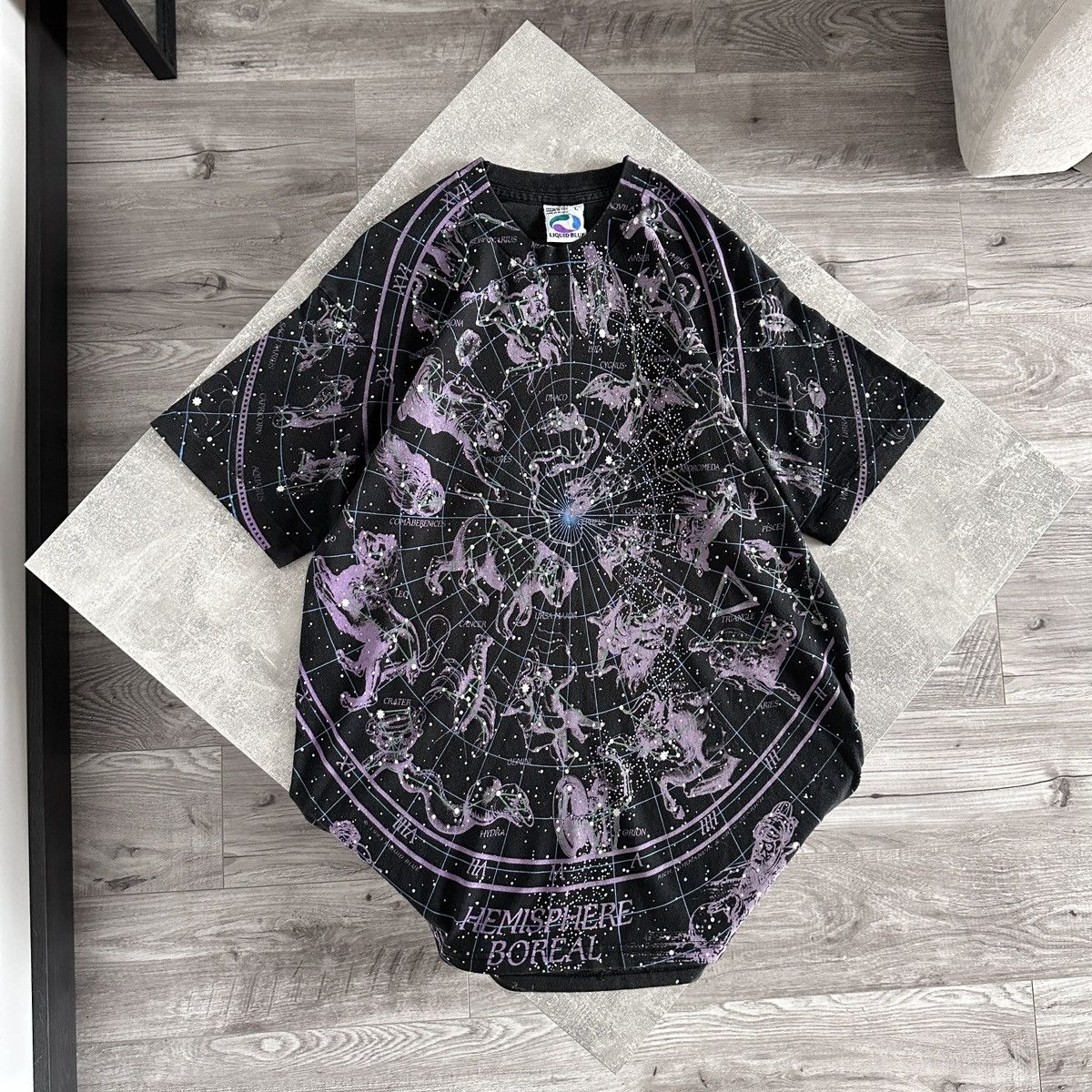 Arts & Science Vintage 90s Liquid Blue Hemisphere Boreal ‘93 AOP tee cosmos Size US L / EU 52-54 / 3 - 1 Thumbnail