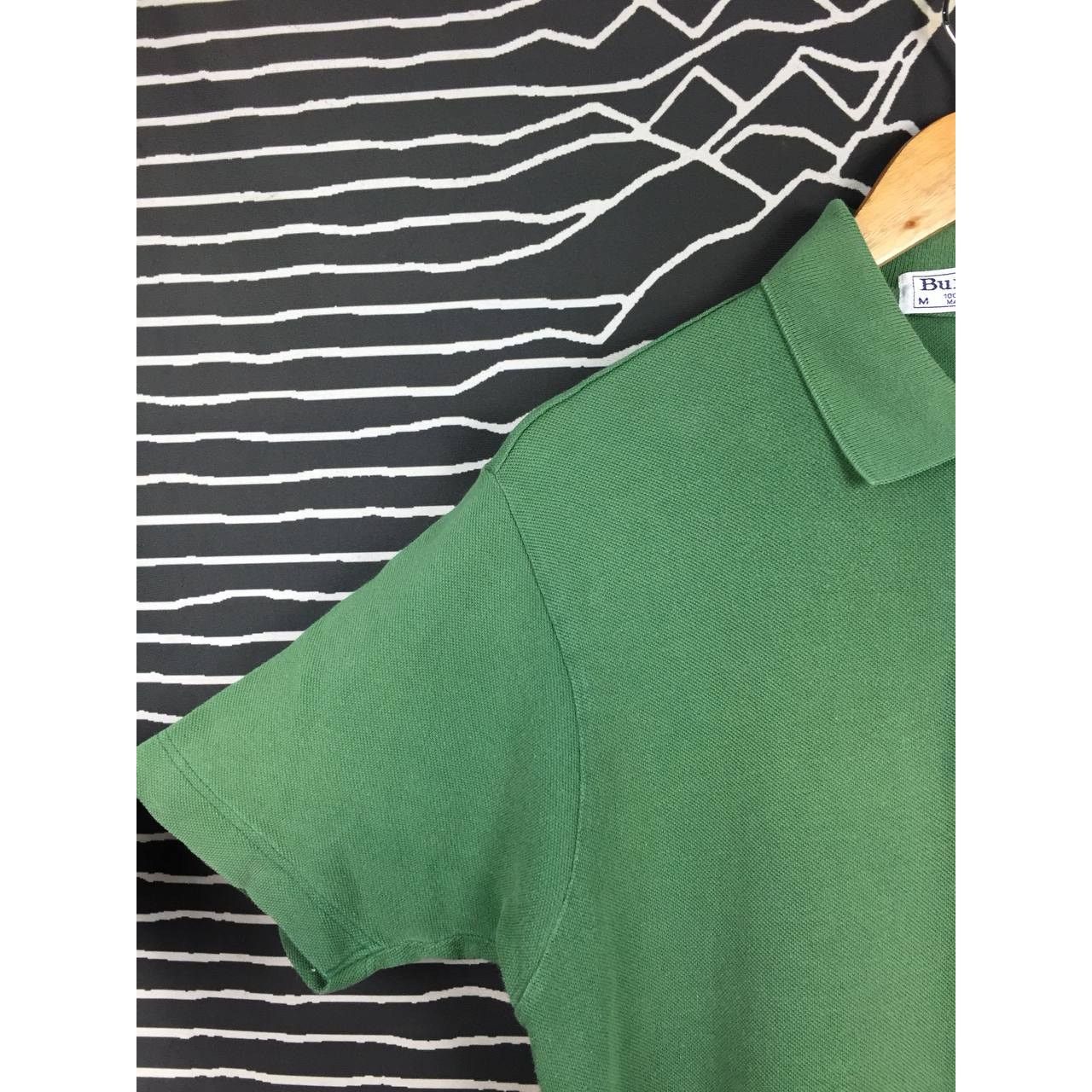 Burberry × Vintage Vtg Burberrys Embroidered Logo Made In England Polo Tee Size US M / EU 48-50 / 2 - 4 Thumbnail