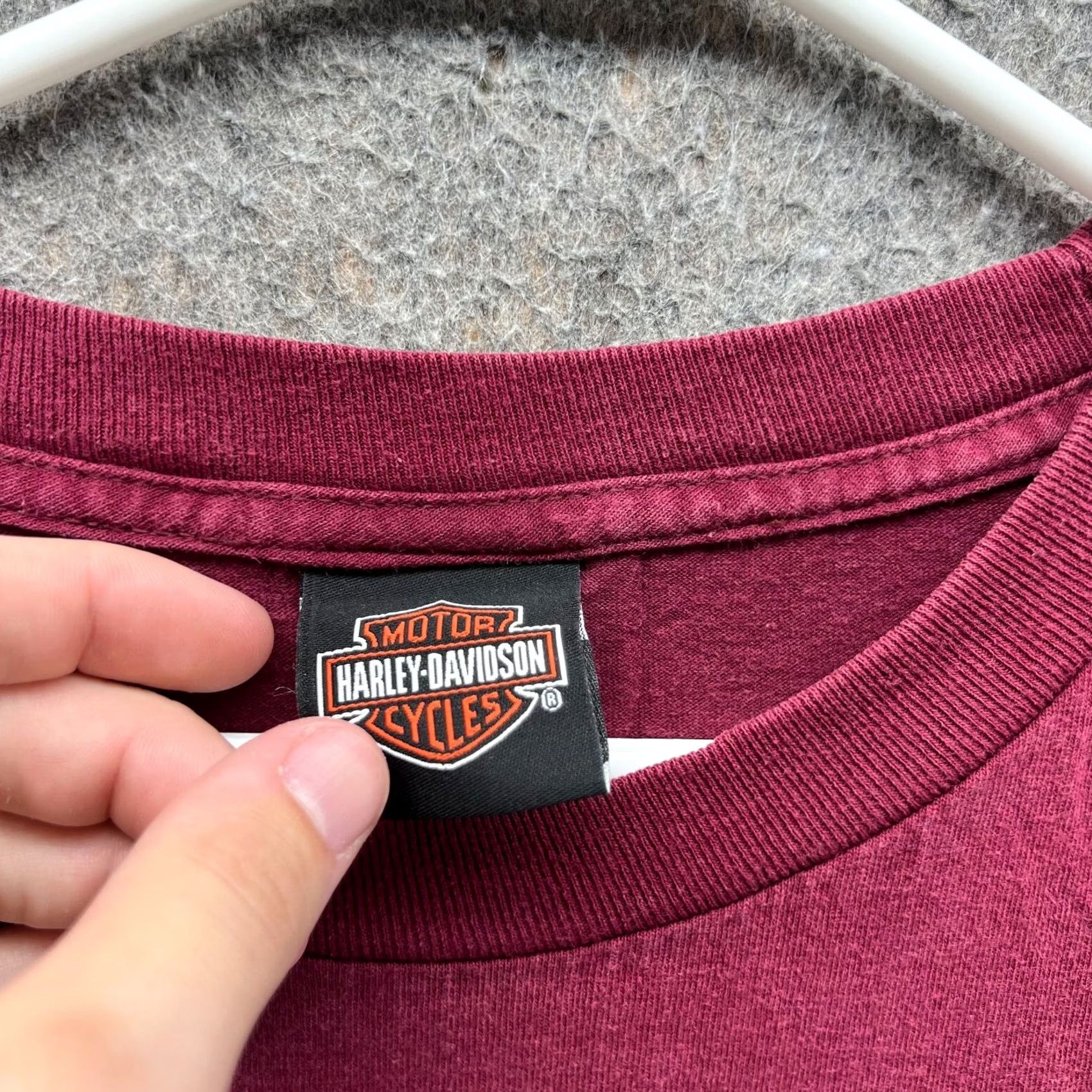 Harley Davidson VINTAGE Harley-Davidson Shirt Mens 2XL Burgundy Crewneck Short Sleeve T-Shirt Logo All Seasons Fall Spring Summer Winter Mens Size US XXL / EU 58 / 5 - 6 Thumbnail