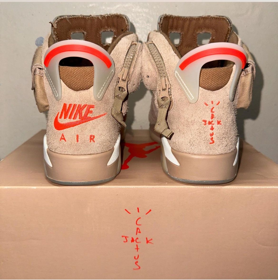Jordan Brand × Travis Scott Travis Scott x Air Jordan 6 Retro 'British Khaki' Size US 7 / EU 40 - 2 Thumbnail