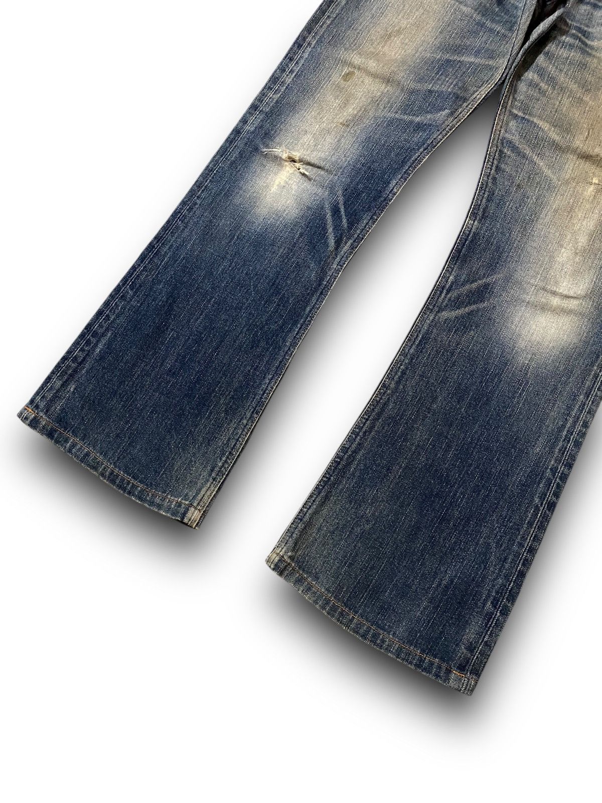Edwin × Le Grande Bleu (L.G.B.) FLARE Edwin 503 Blue Trip Dirty Wash Distressed Jeans Size US 37 - 5 Thumbnail