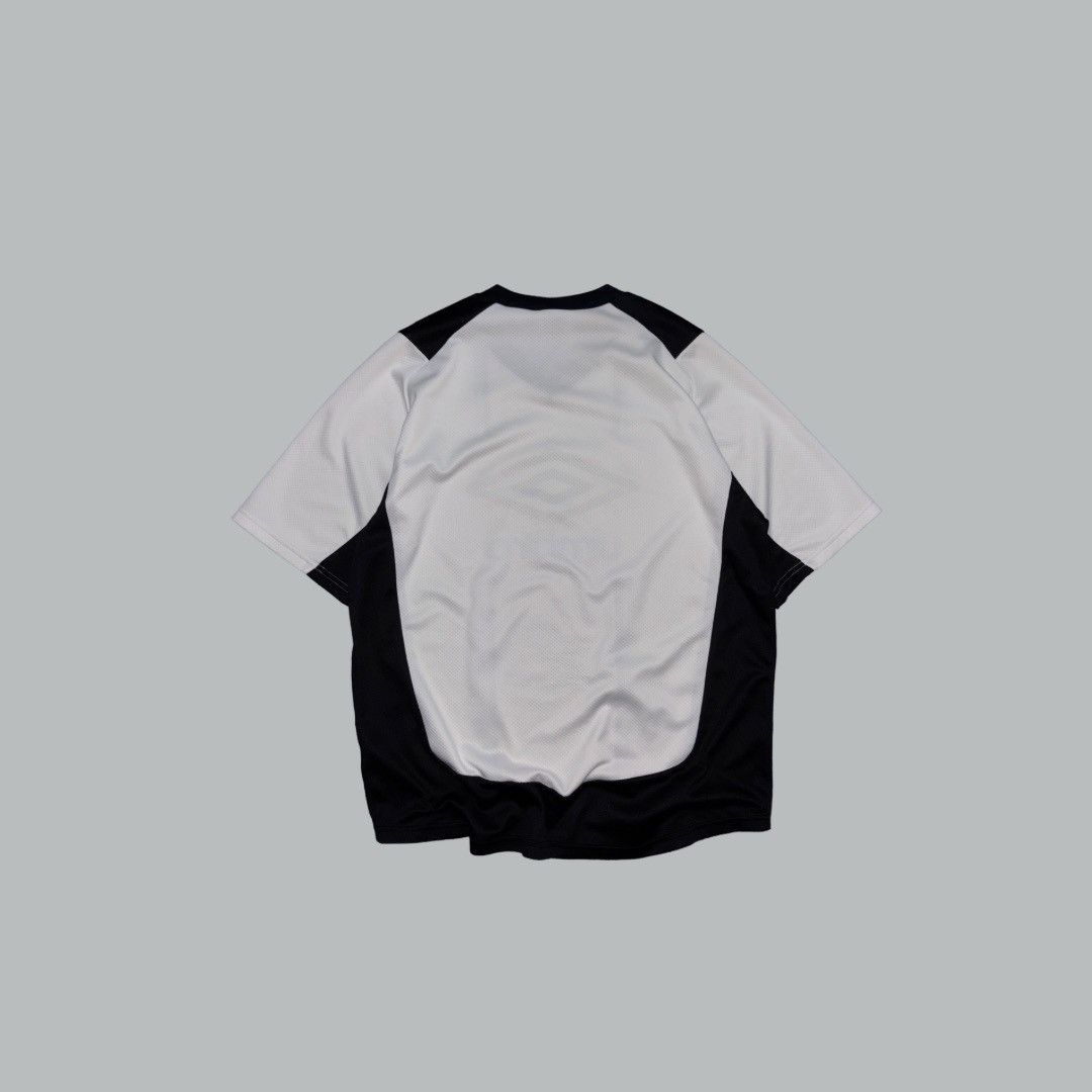 Umbro Umbro vintage jersey Size US L / EU 52-54 / 3 - 4 Thumbnail