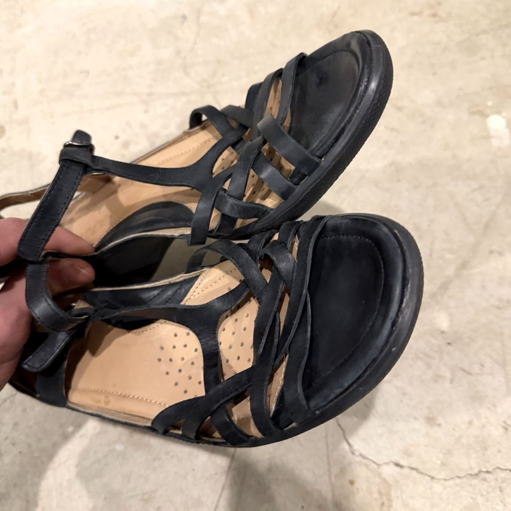 Ecco ECCO Black Leather Slip on Casual Caged Open Toe Strappy Clog Sandals Womens 9 Size US 8 / IT 38 - 5 Thumbnail