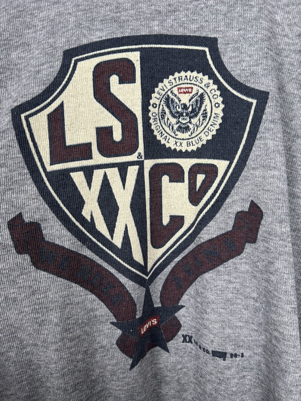 Levi's Vintage Levi’s Crewneck 90s Streetwear Sweatshirt Hype Rare Size US L / EU 52-54 / 3 - 3 Thumbnail