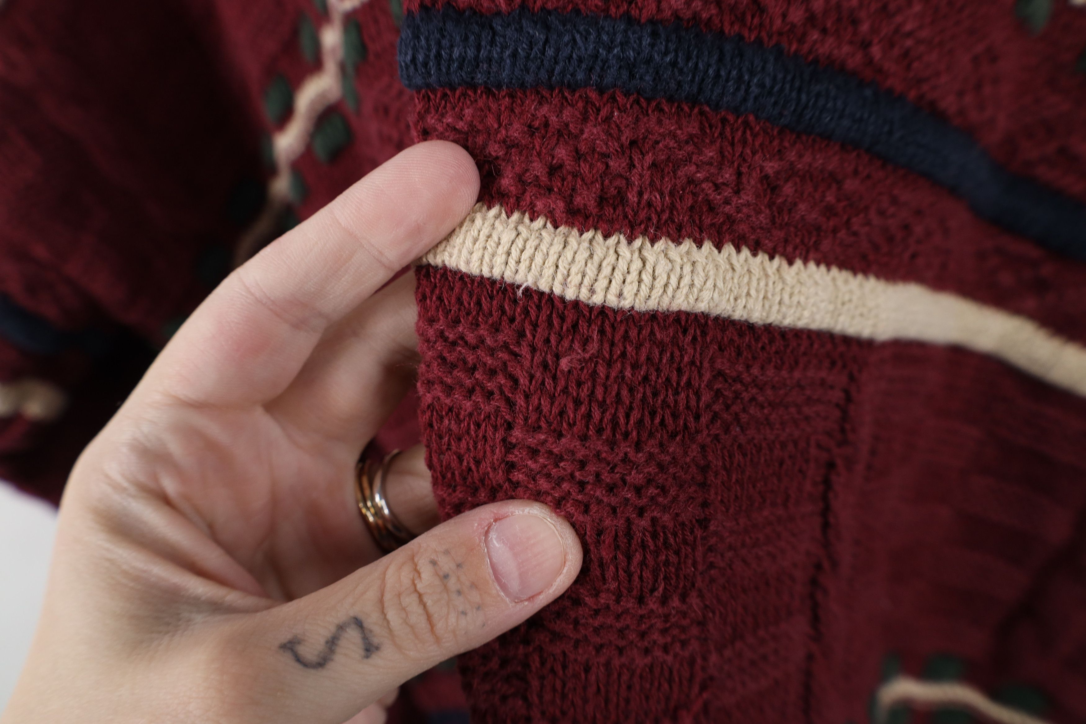 Vintage Vintage 90s Streetwear Ribbed Cable Knit Striped Sweater Size US L / EU 52-54 / 3 - 8 Thumbnail