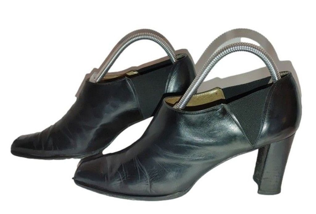 Stuart Weitzman Stuart Weitzman Size 9.5 Size US 9.5 / IT 39.5 - 1 Thumbnail
