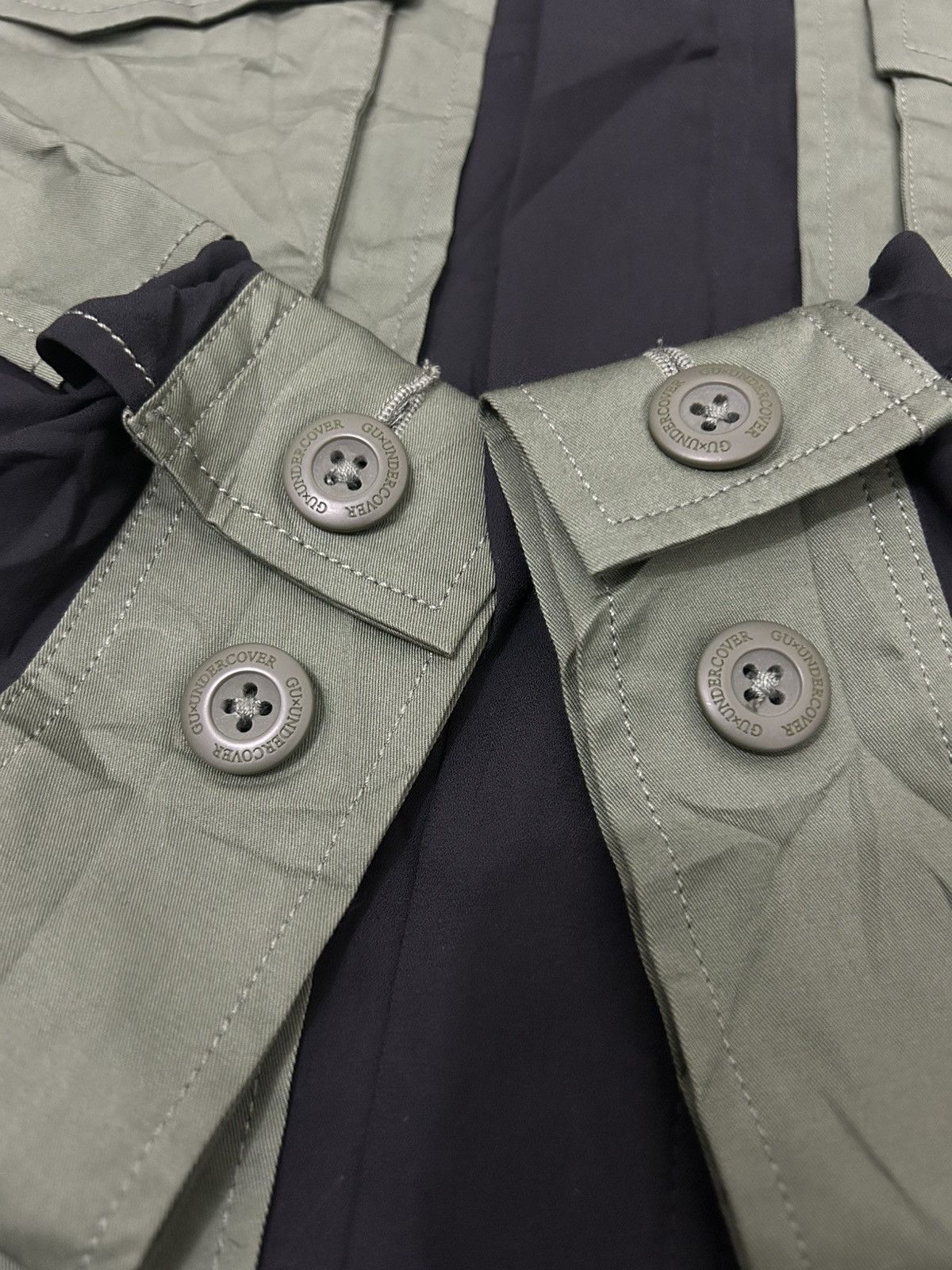 GU × Undercover GU X Undercover Outer Big Pocket Button Shirt Size US XL / EU 56 / 4 - 7 Thumbnail