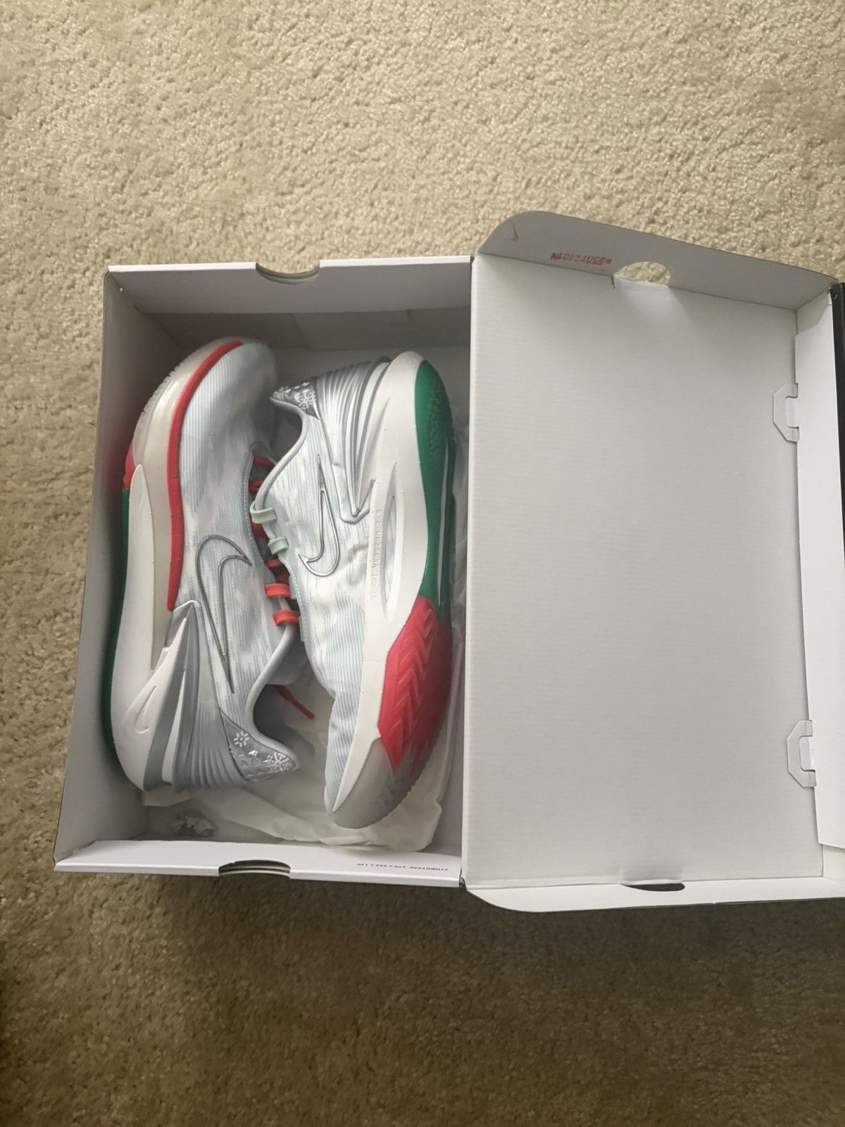 Nike Nike Air Zoom G.T. Cut 2 Christmas Size US 13 / EU 46 - 8 Thumbnail