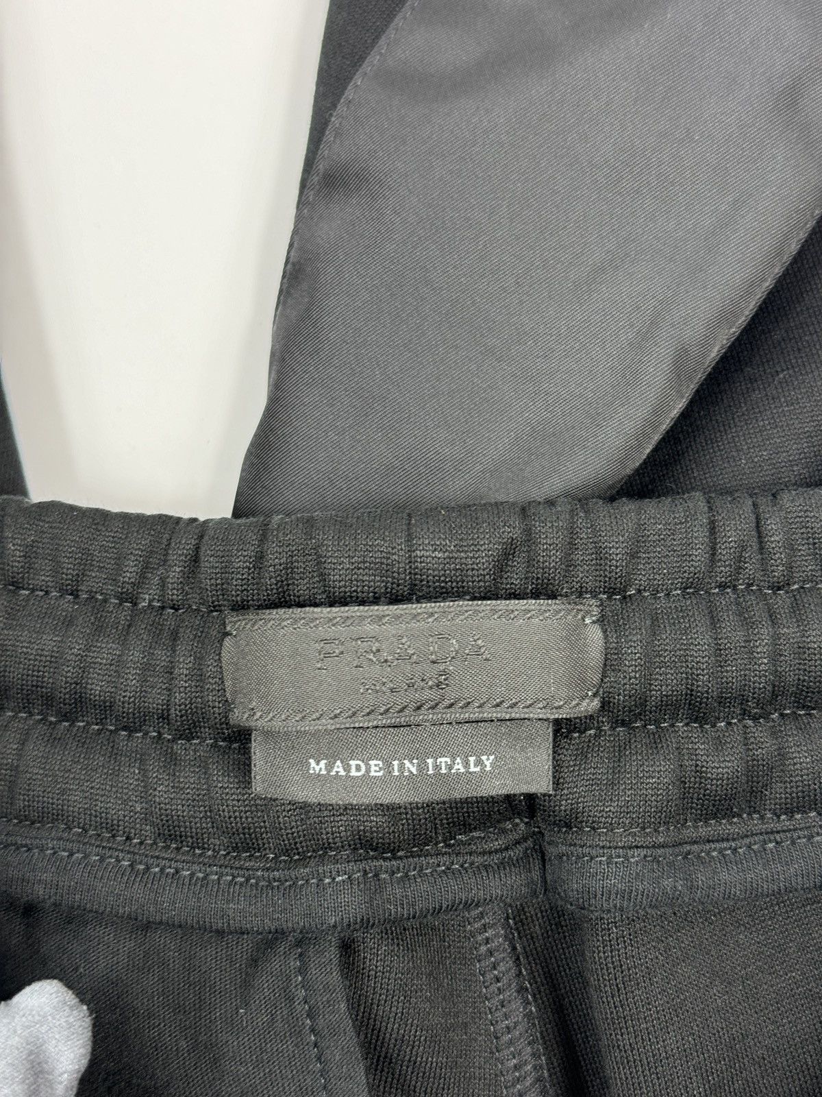 Prada TRIANGLE LOGO JOGGERS Size US 30 / EU 46 - 5 Thumbnail