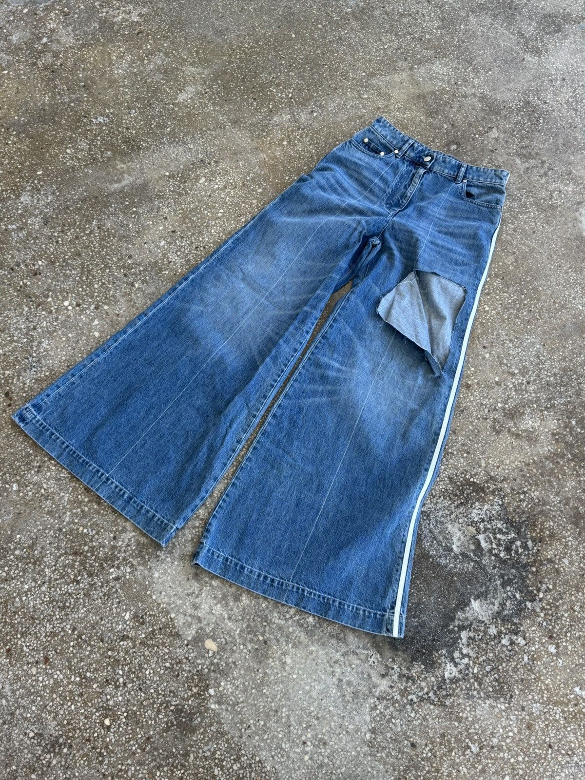 Peter Do PETER DO F/W 22 TATTOO TEAR DENIM FLARED JEANS Size 26" / US 2 / IT 38 - 1 Thumbnail