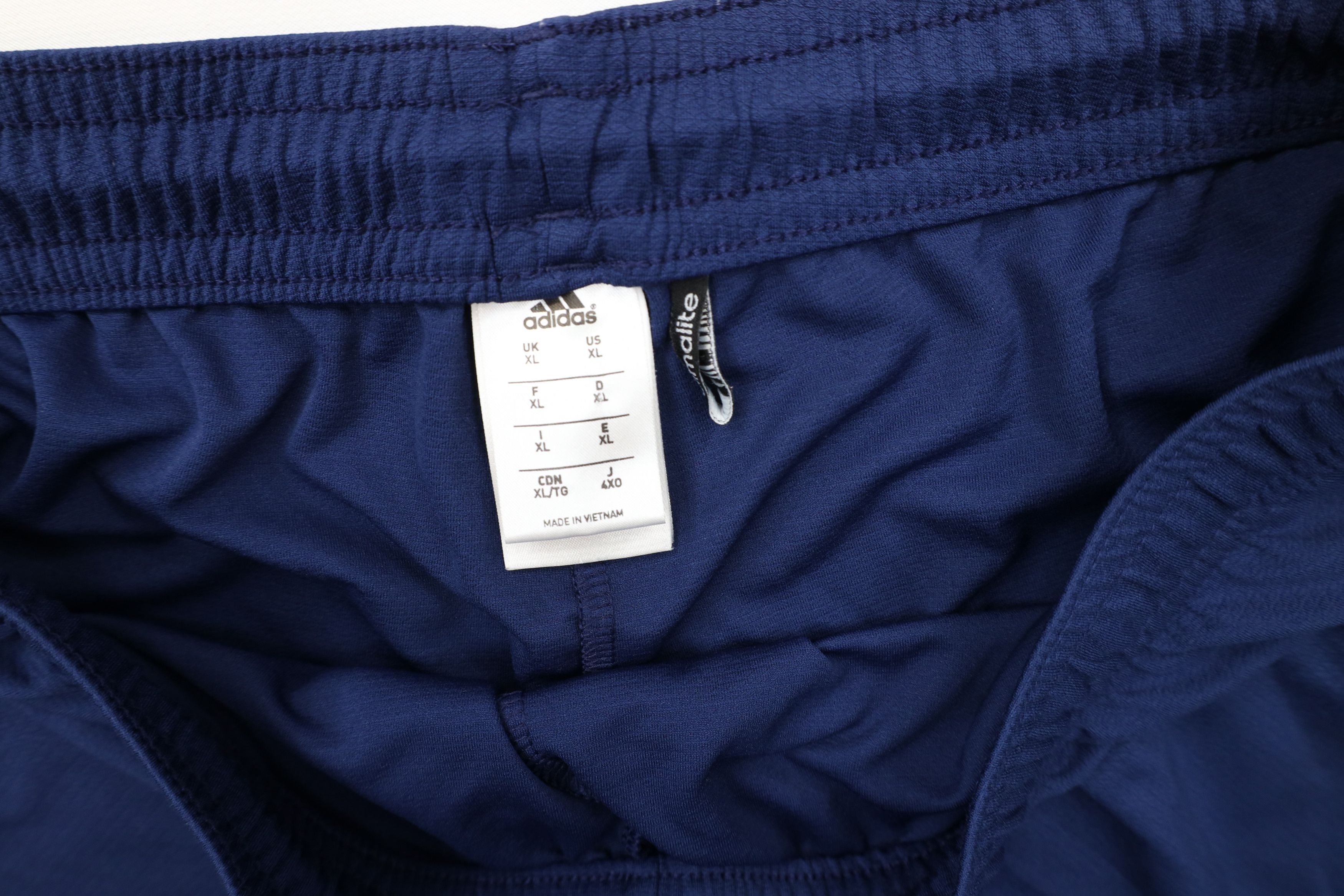 Adidas × Vintage Vintage Y2K Adidas Running Jogging Soccer Shorts Navy Blue Size US 36 / EU 52 - 5 Thumbnail