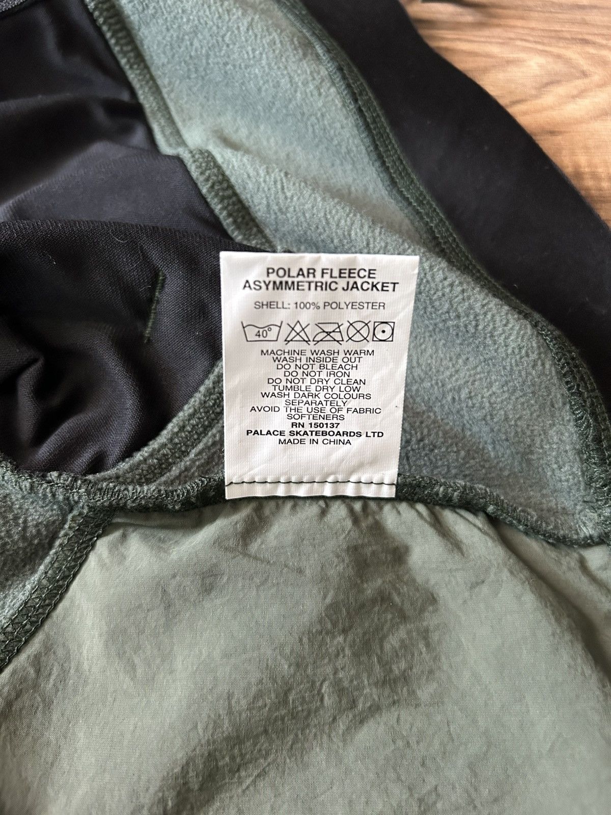 Palace Green Palace Jakcet Size US M / EU 48-50 / 2 - 8 Thumbnail