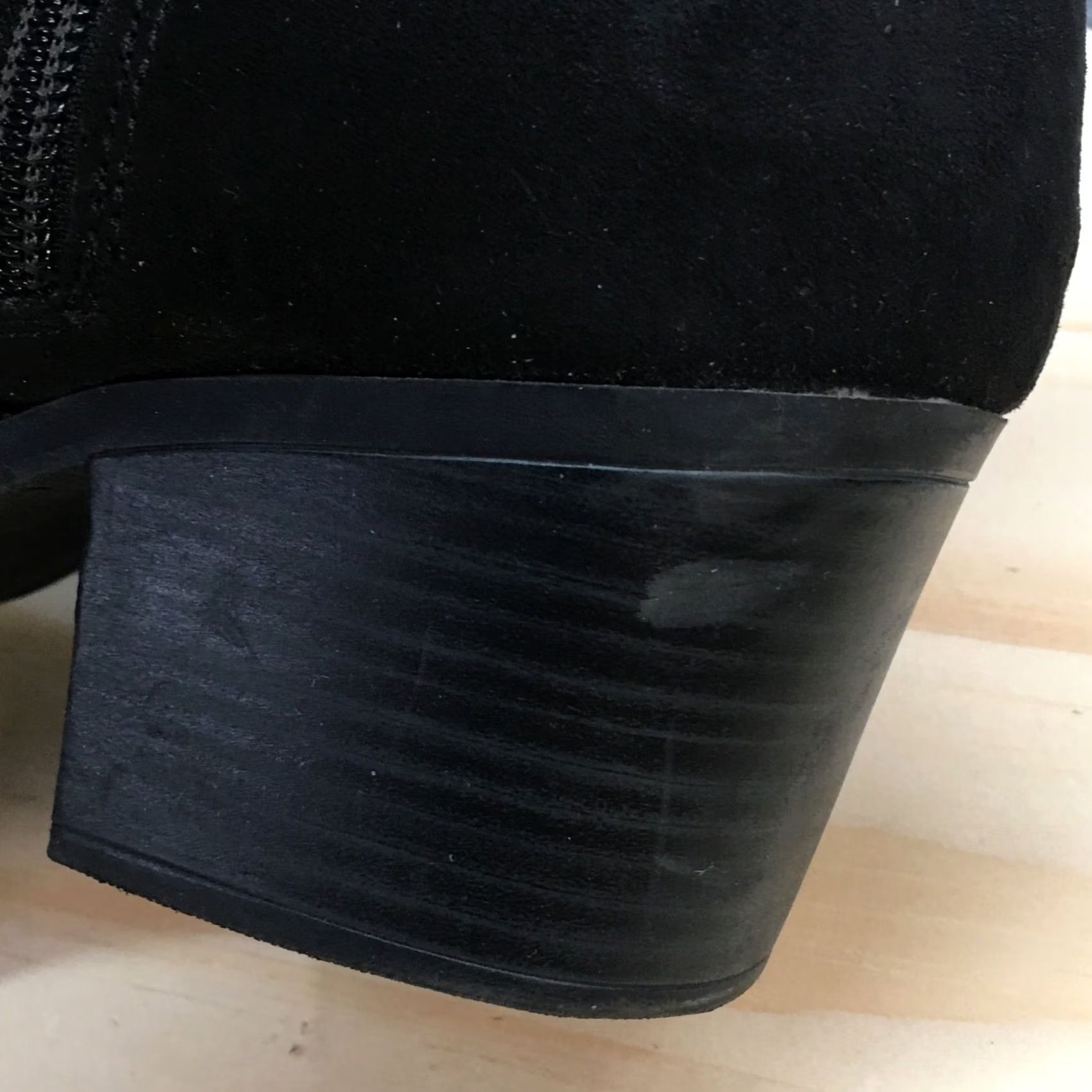 Old Navy Old Navy Chelsea Boots Womens 9 Black Suede Casual Chelsea Boot Matte Almond Toe Size US 9 / IT 39 - 7 Thumbnail