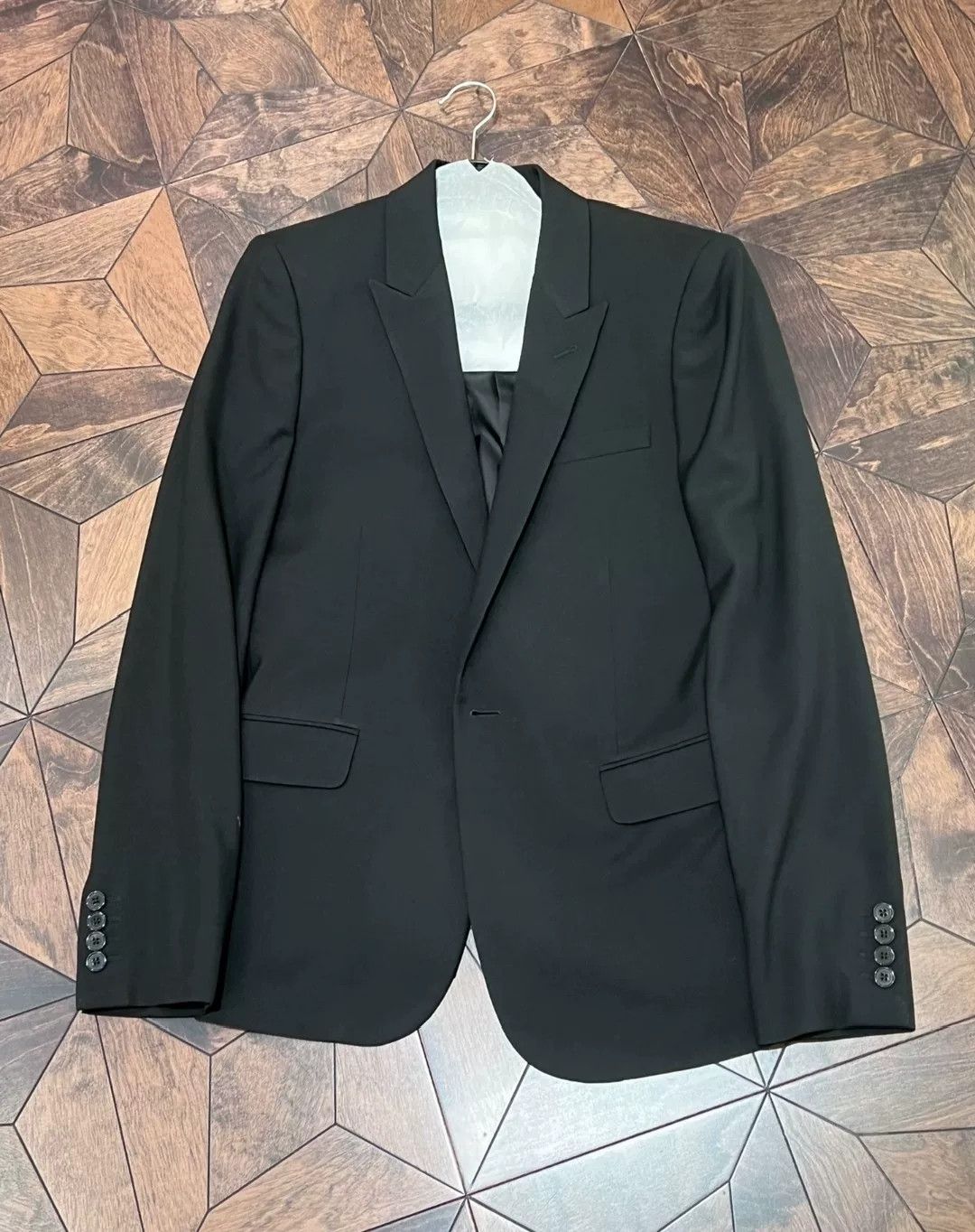 Saint Laurent Paris Saint Laurent Black Smoking Suit Jacket Size US M / EU 48-50 / 2 - 1 Thumbnail