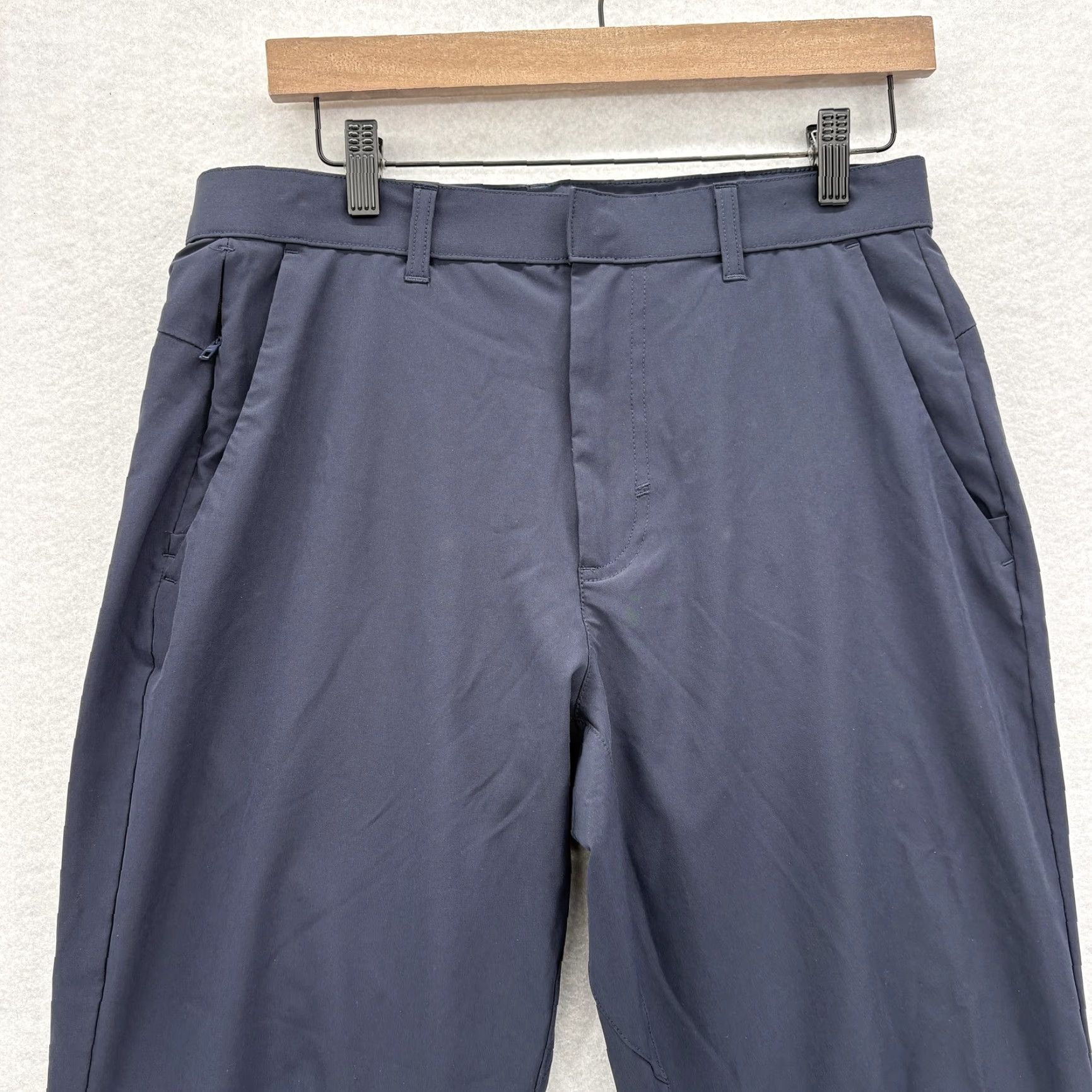 Fabletics Fabletics The Only Pant Mens 29x28 Blue Athletic Golf Chino Stretch Performance Tapered Leg Size US 29 - 2 Thumbnail