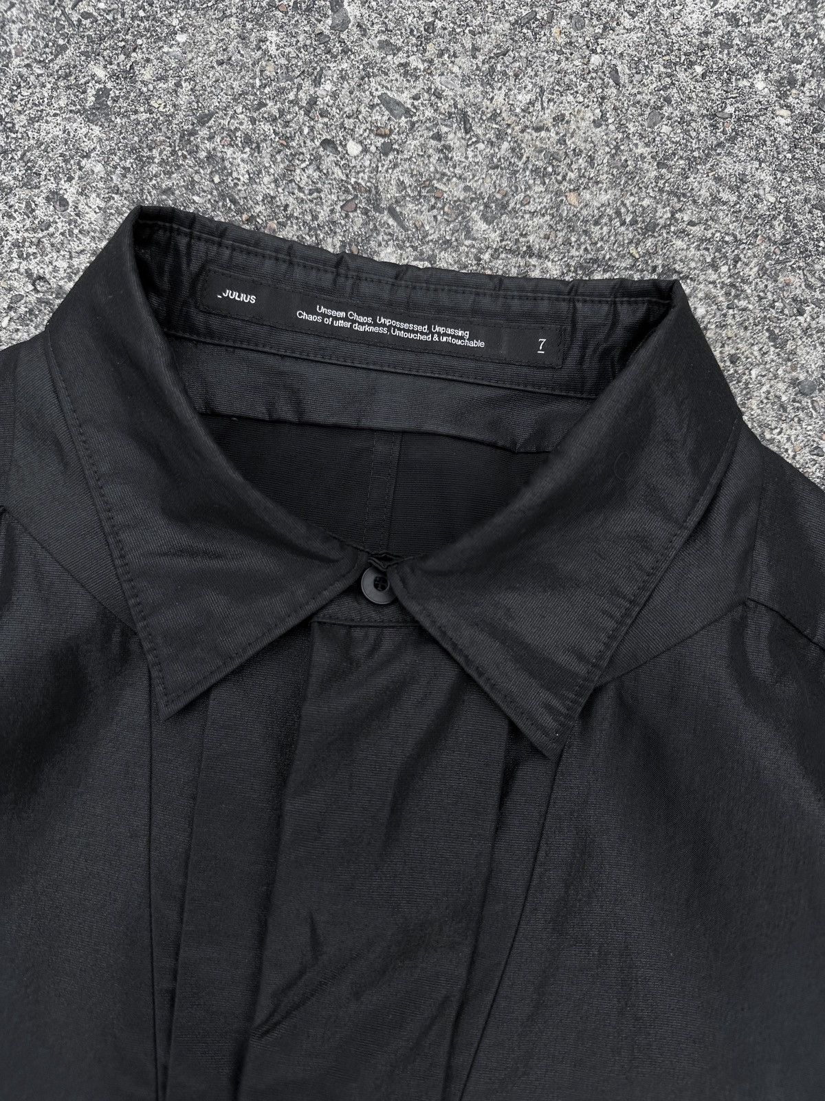 Julius JULIUS SS23 [gallu;] Black Coated Seamed Shirt Size US L / EU 52-54 / 3 - 7 Thumbnail