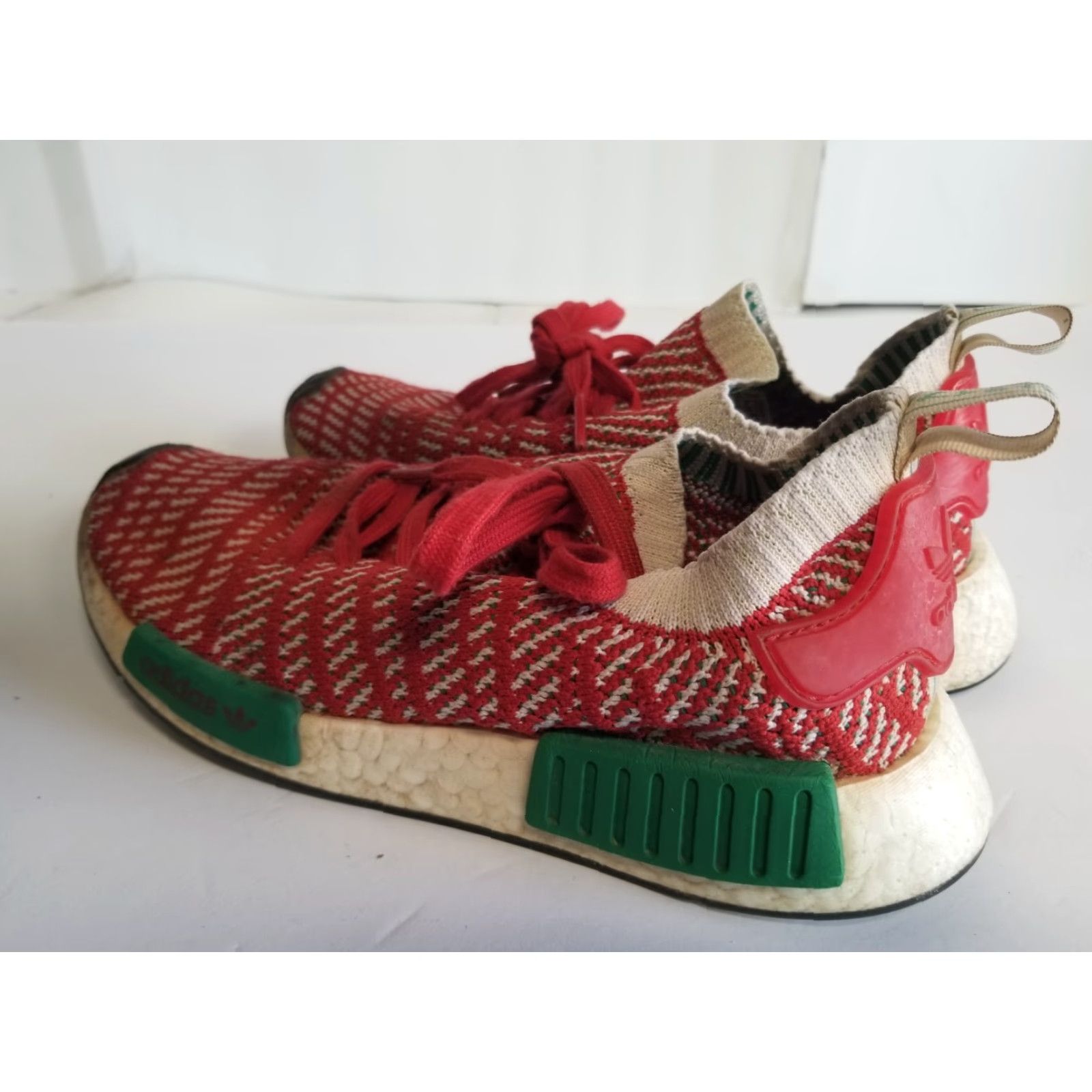 Adidas Adidas NMD R1 STLT Primeknit Christmas D96820 Sneaker Men Size 6 Red Green White Christmas Theme Shoes Low Top Size US 6 / EU 39 - 4 Thumbnail
