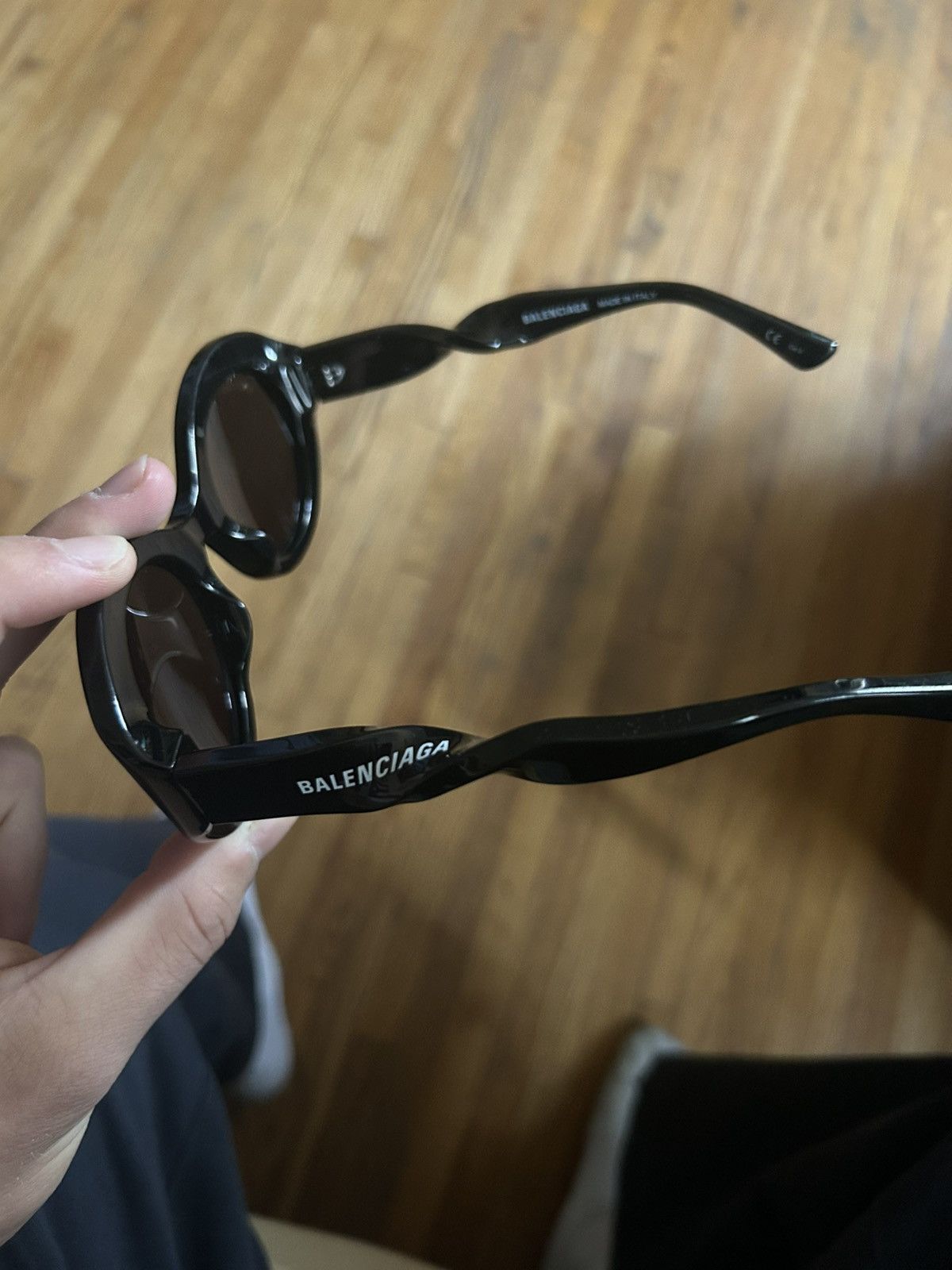 Balenciaga Balenciaga twisty frame glasses Size ONE SIZE - 8 Thumbnail