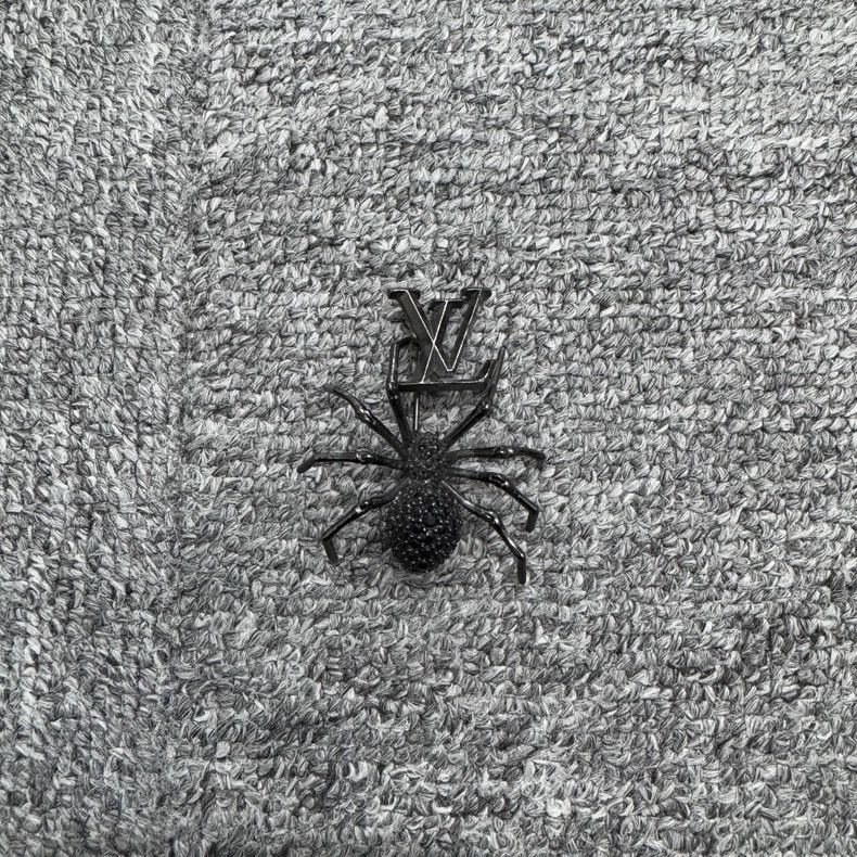 Louis Vuitton Louis Vuitton Spider Brooch | Grailed