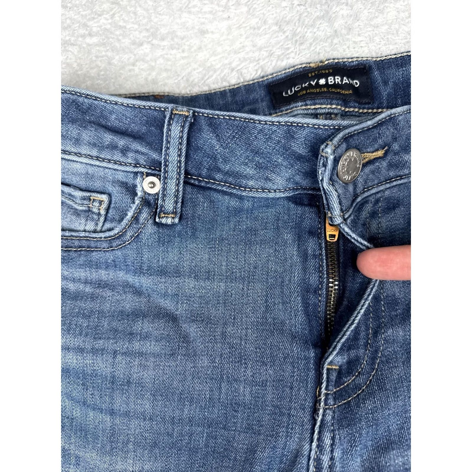 Lucky Brand Lucky Brand Lolita Crop Jeans Womens 6 Blue Med Wash Mid Rise Stretch 29x24 Size 28" / US 6 / IT 42 - 5 Thumbnail