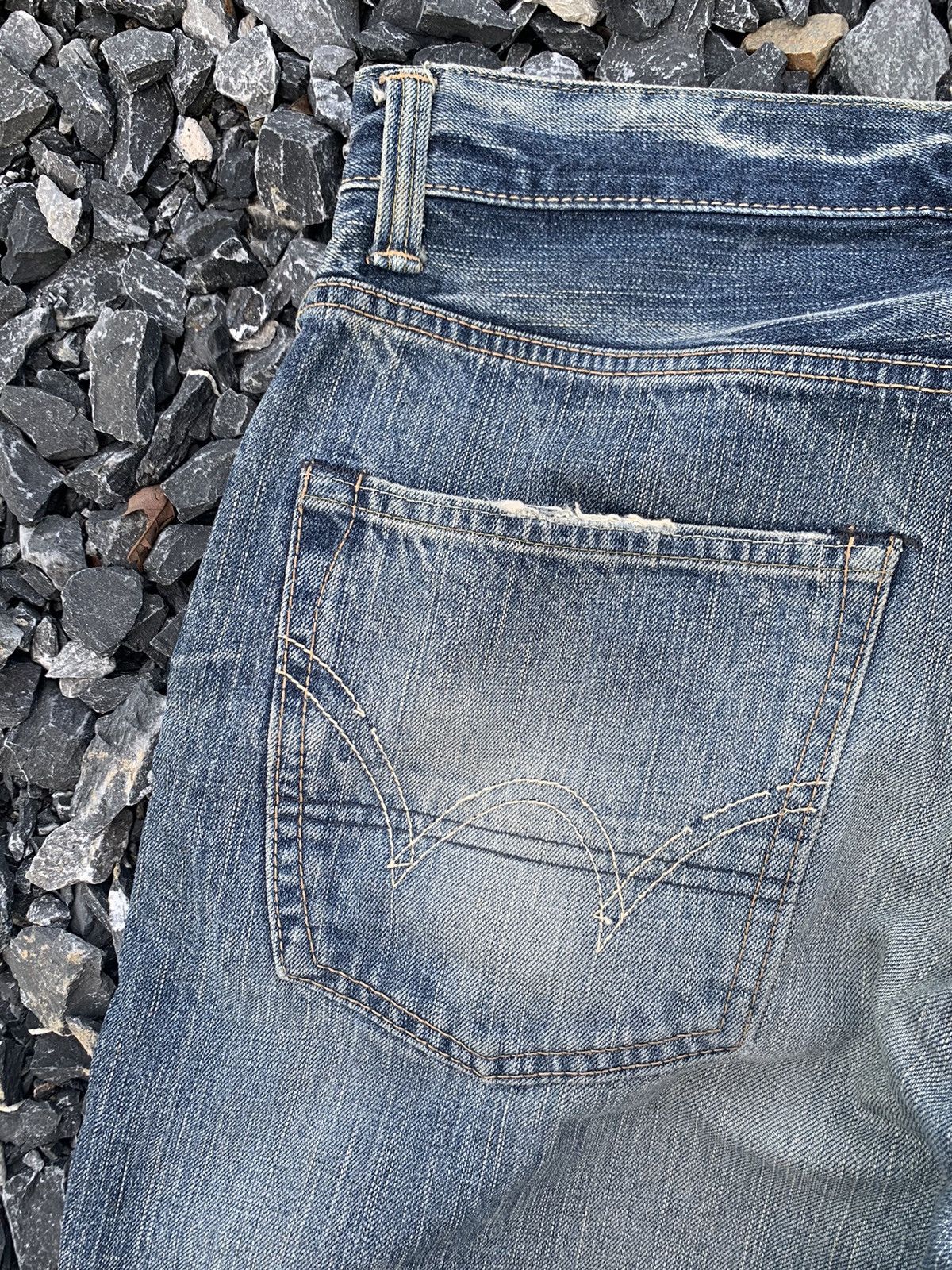 Edwin VINTAGE EDWIN 505Z SELVEDGE RUSTY JAPANESE DISTRESSED DENIM Size US 32 / EU 48 - 13 Thumbnail