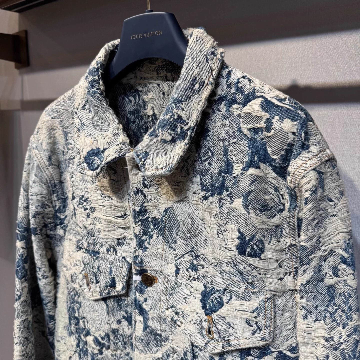 Louis Vuitton Louis Vuitton Floral Ruined Denim Jacket 52 New Size US L / EU 52-54 / 3 - 3 Thumbnail