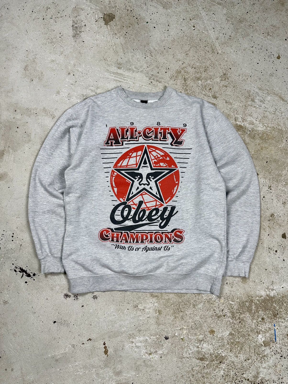 Obey × Vintage Vintage Y2K Obey All City Champions Grey Crewneck Sweatshirt Size US L / EU 52-54 / 3 - 1 Thumbnail