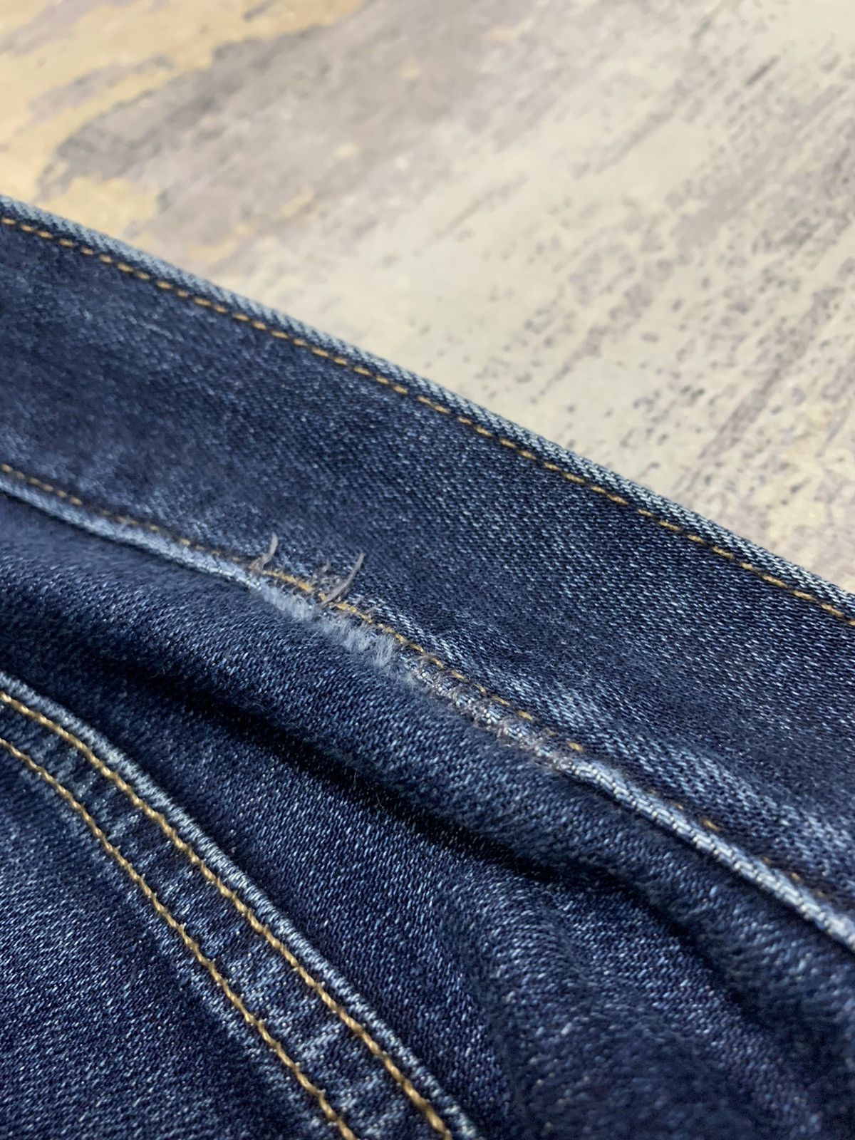 Japanese Brand Distressed Uniqlo Selvedge Undercover Style Jeans 34x31 Size US 35 - 18 Thumbnail