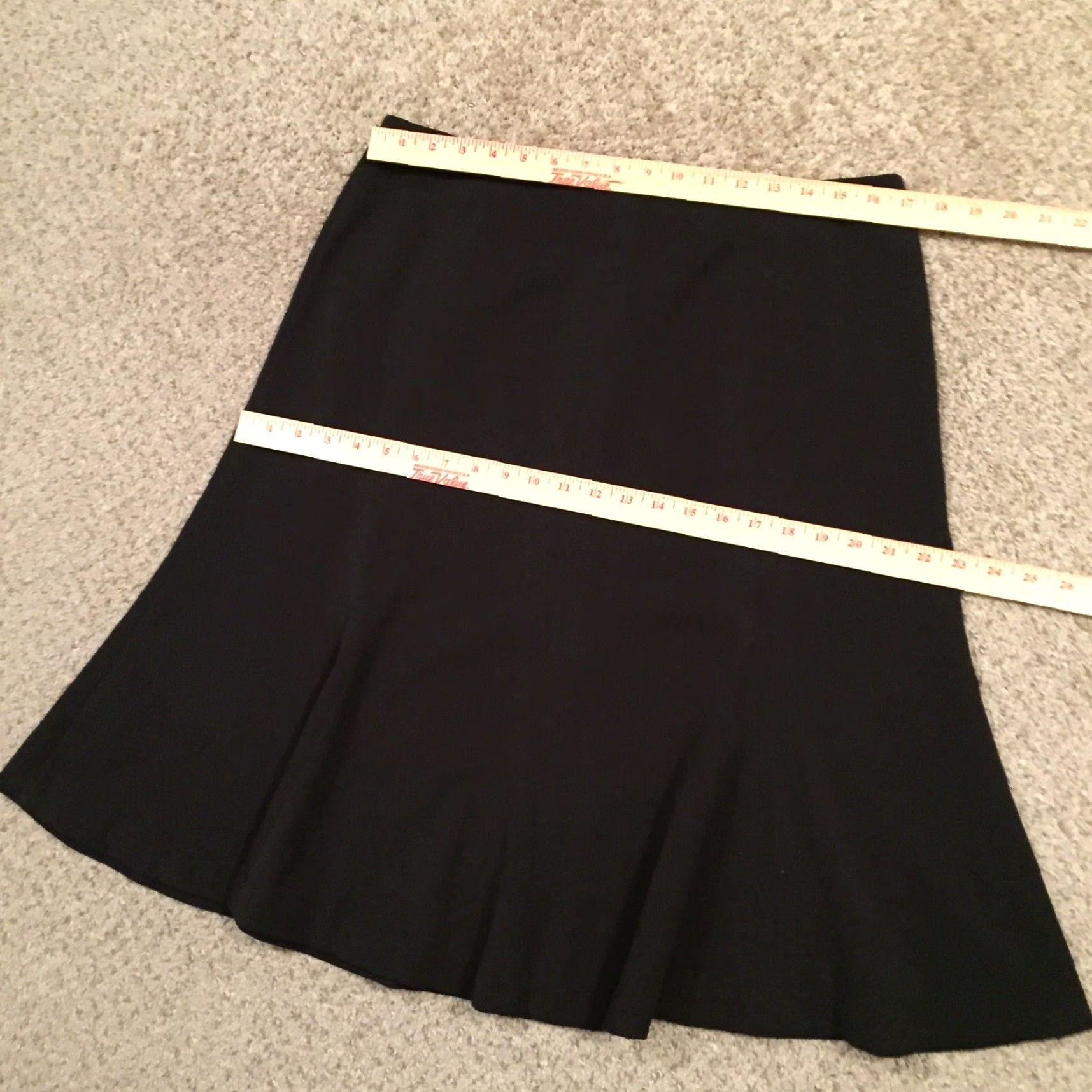 Eddie Bauer Eddie Bauer Skirt Midi Trumpet Black 12 Petite Unlined Women Womens Petite Black Midi Trumpet Skirt Size 34" / US 12 / IT 48 - 2 Thumbnail
