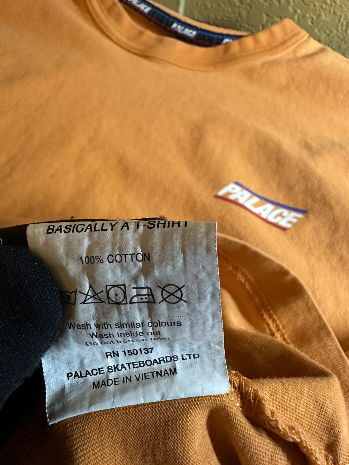 Palace 🍊 Palace T Shirt Medium Skate Size US M / EU 48-50 / 2 - 7 Thumbnail