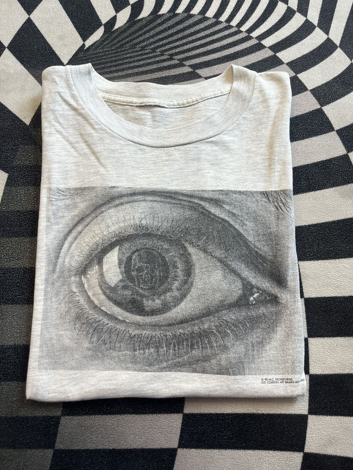 Arts & Science Vintage M.C. ESCHER HEIRS “ Eye “ 90’s Art collection Tshirt Size US L / EU 52-54 / 3 - 1 Thumbnail