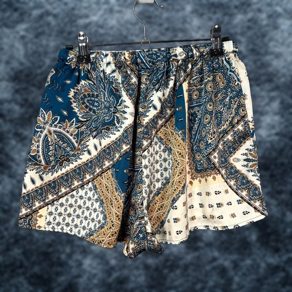 Cider Cider Womens High-Waist Bermuda Shorts Paisley Print Blue Summer M Light Weight Polyester Beige? Size 32" / US 10 / IT 46 - 1 Thumbnail